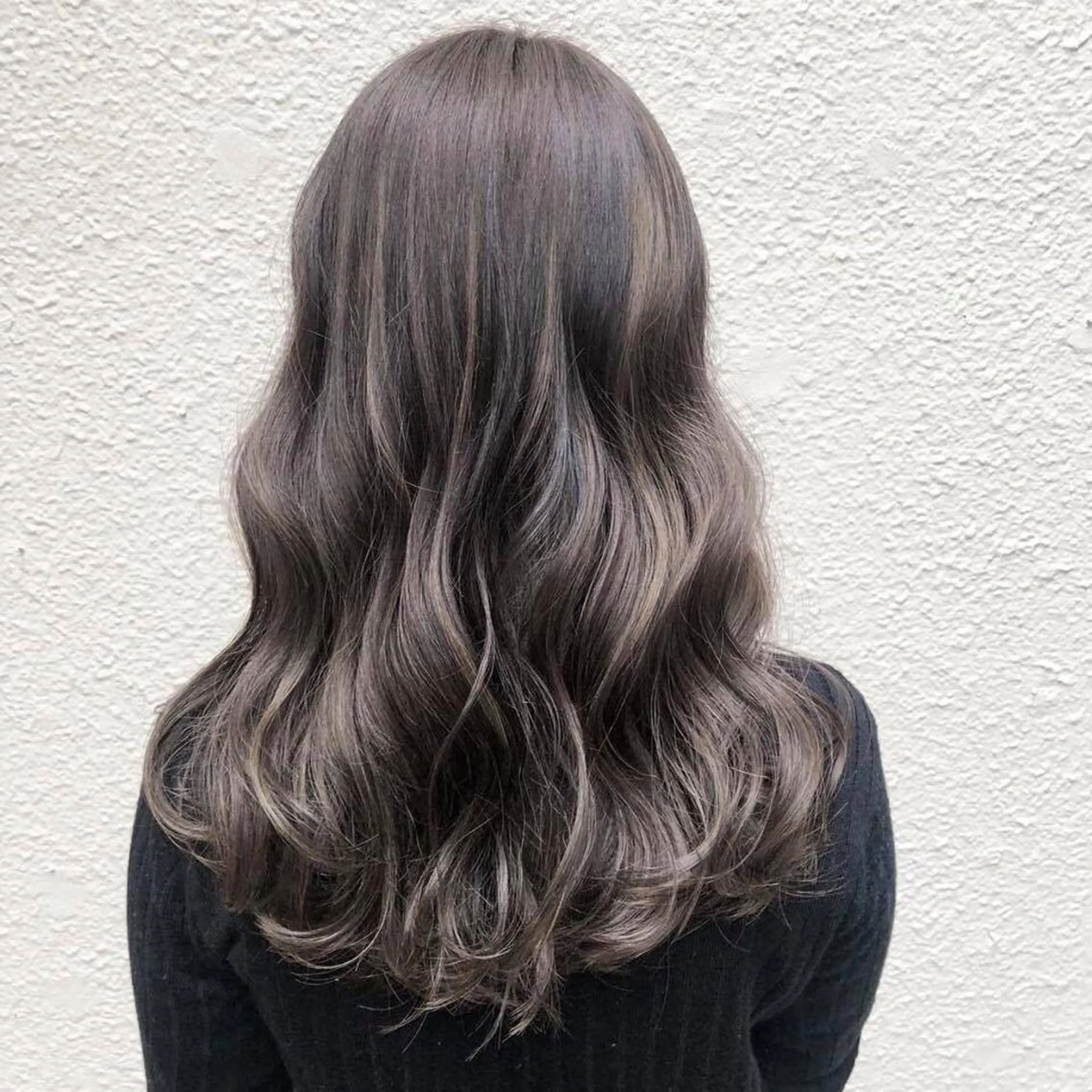 ロング FERIA梅田🖤 透明感カラー🎀のヘアスタイル