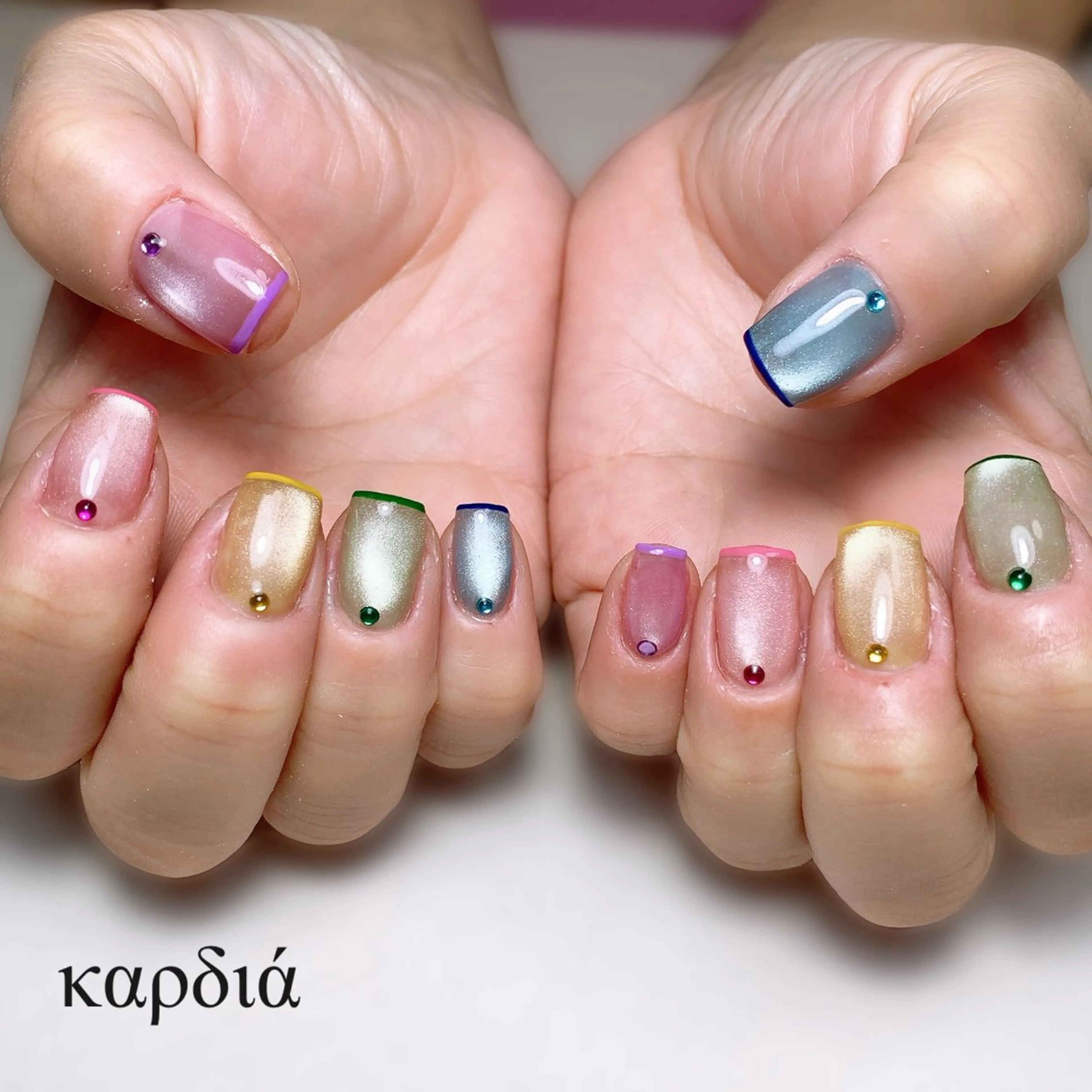 ネイル ハンドネイル καρδιά -ｶﾙﾃﾞｨｱ-のネイルデザイン