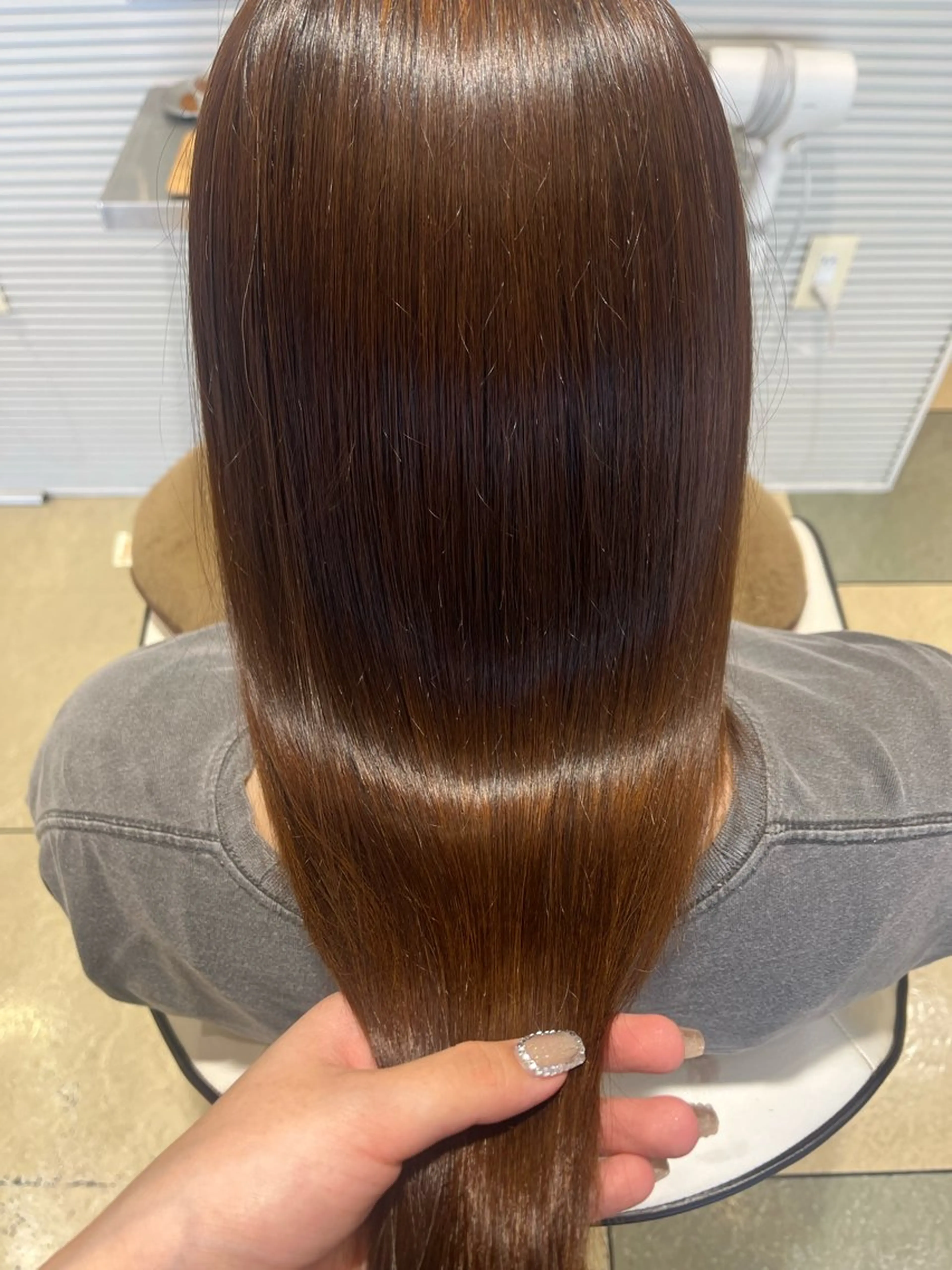 ロング パーマ カット 縮毛矯正 ベージュカラー⌇﻿ くびれヘア.𐙚心音のヘアスタイル