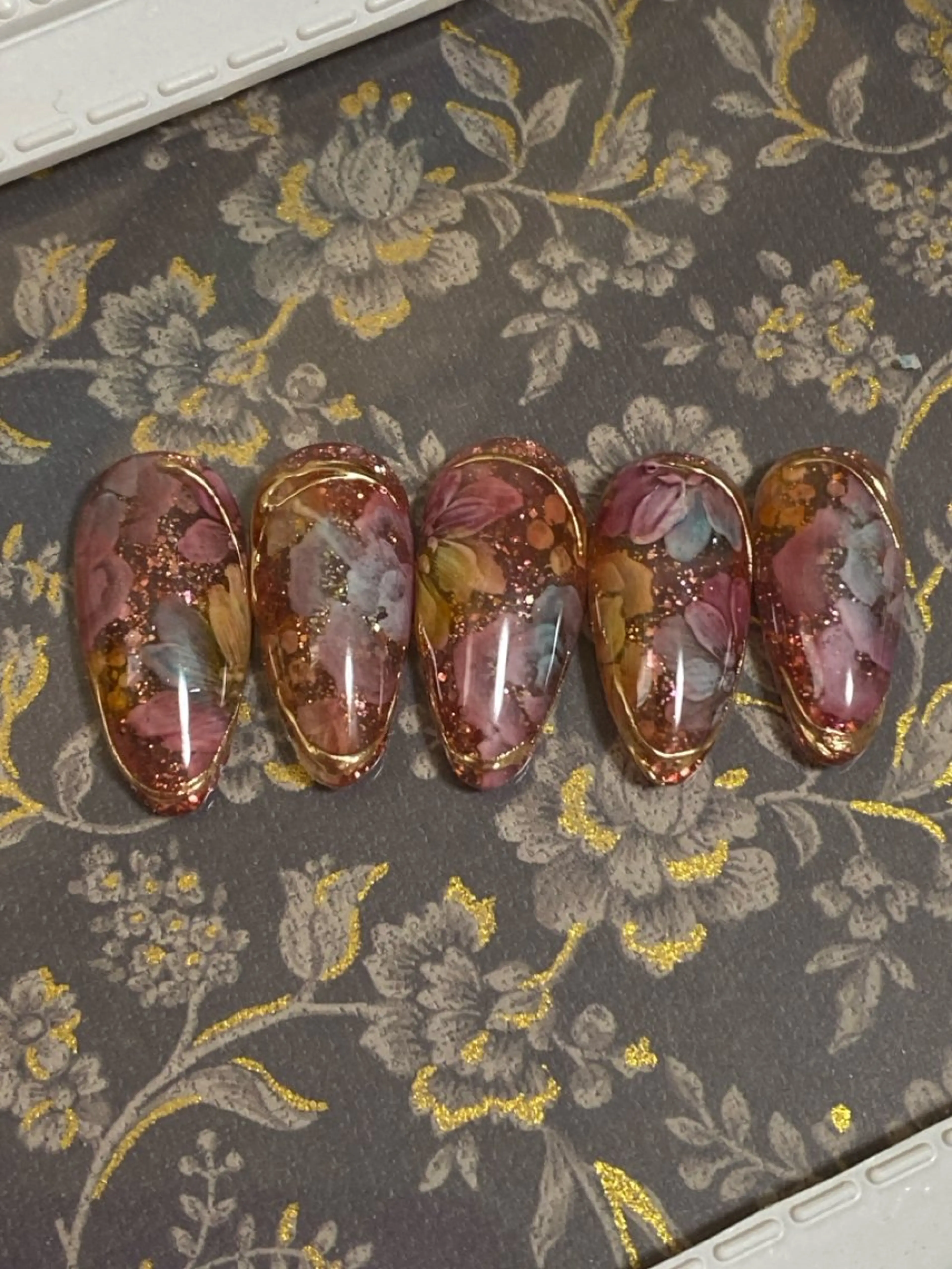 ネイル フラワーネイル 自宅ネイルサロン ♦️nuance♦️のネイルデザイン