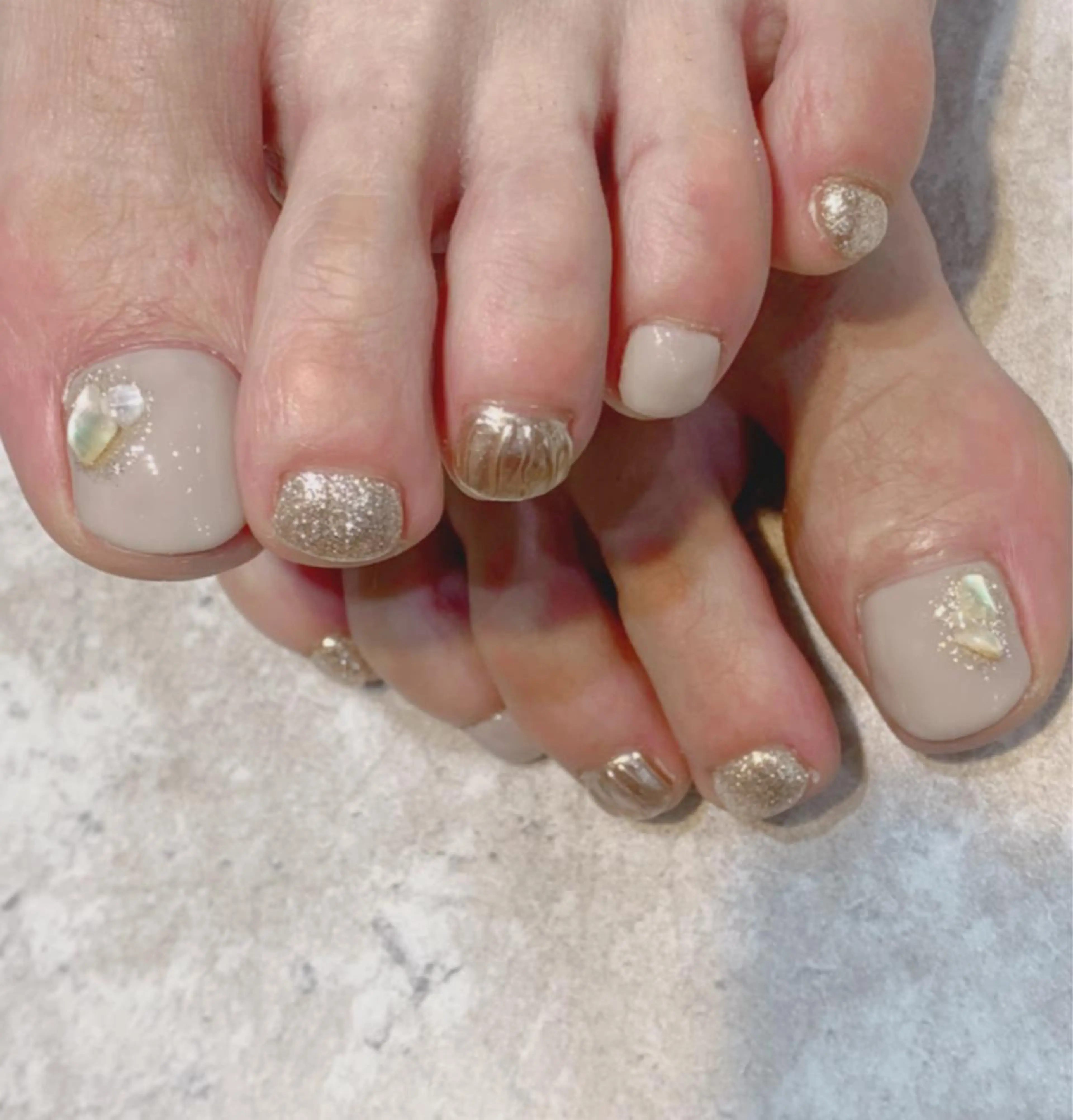 ネイル フットネイル ニュアンスネイル シルバー COCO Nail　光が丘駅近のネイルデザイン