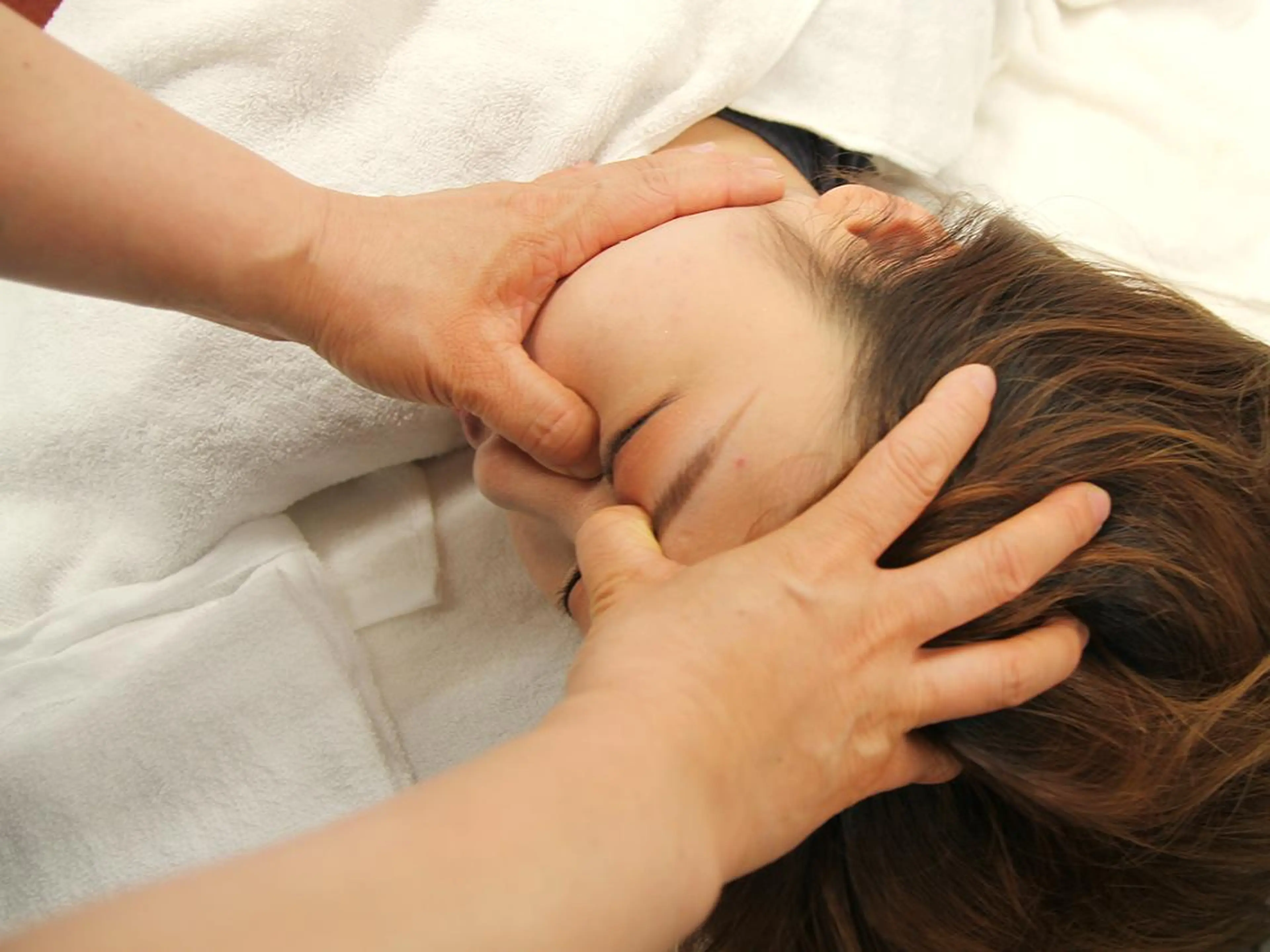 本格韓国コルギ小顔60分+アロマオイルリンパマッサージ60分  120分の写真