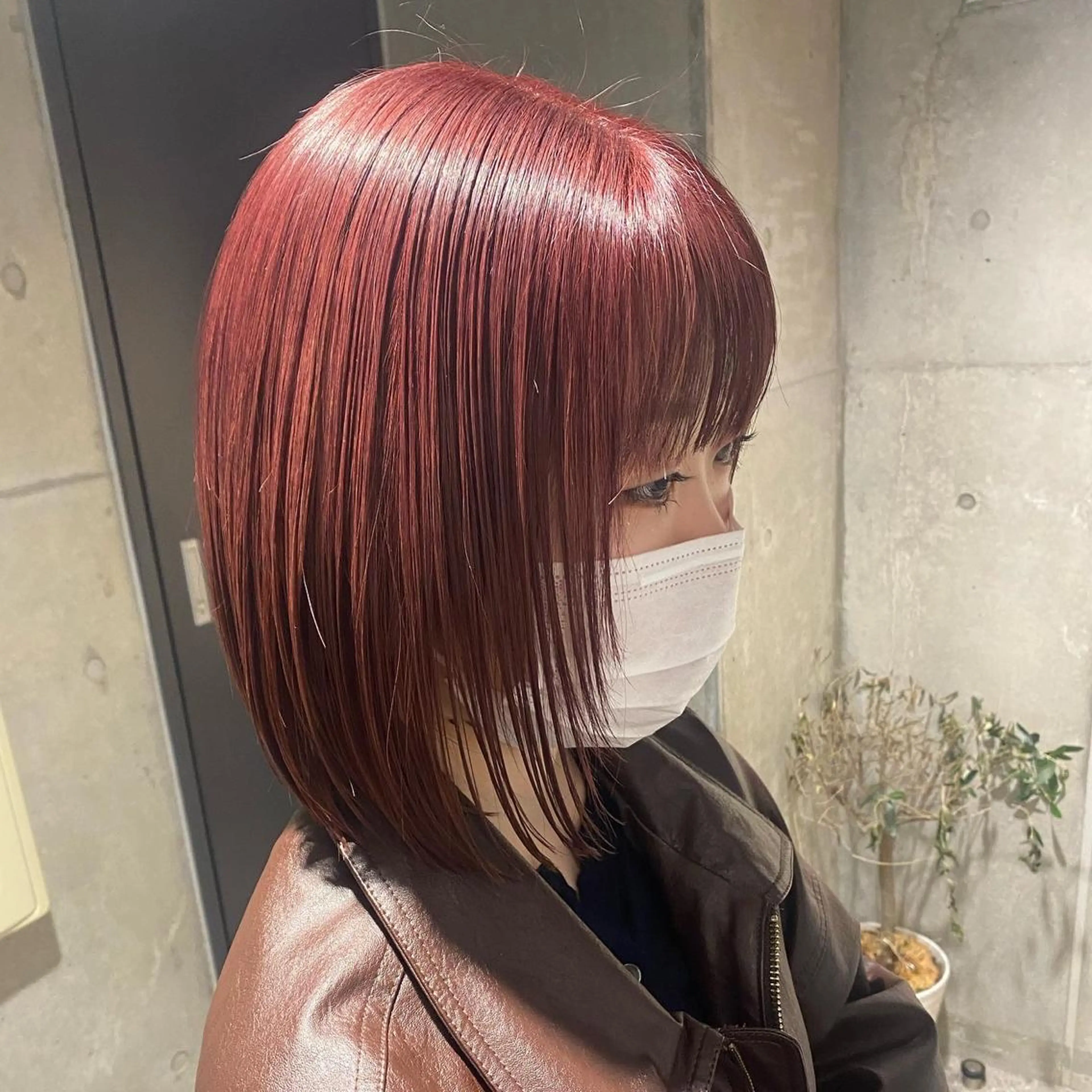 ショート カラー ブラウンカラー レッドカラー ヘアカラー トリートメント Yahiko ハイトーンのヘアスタイル