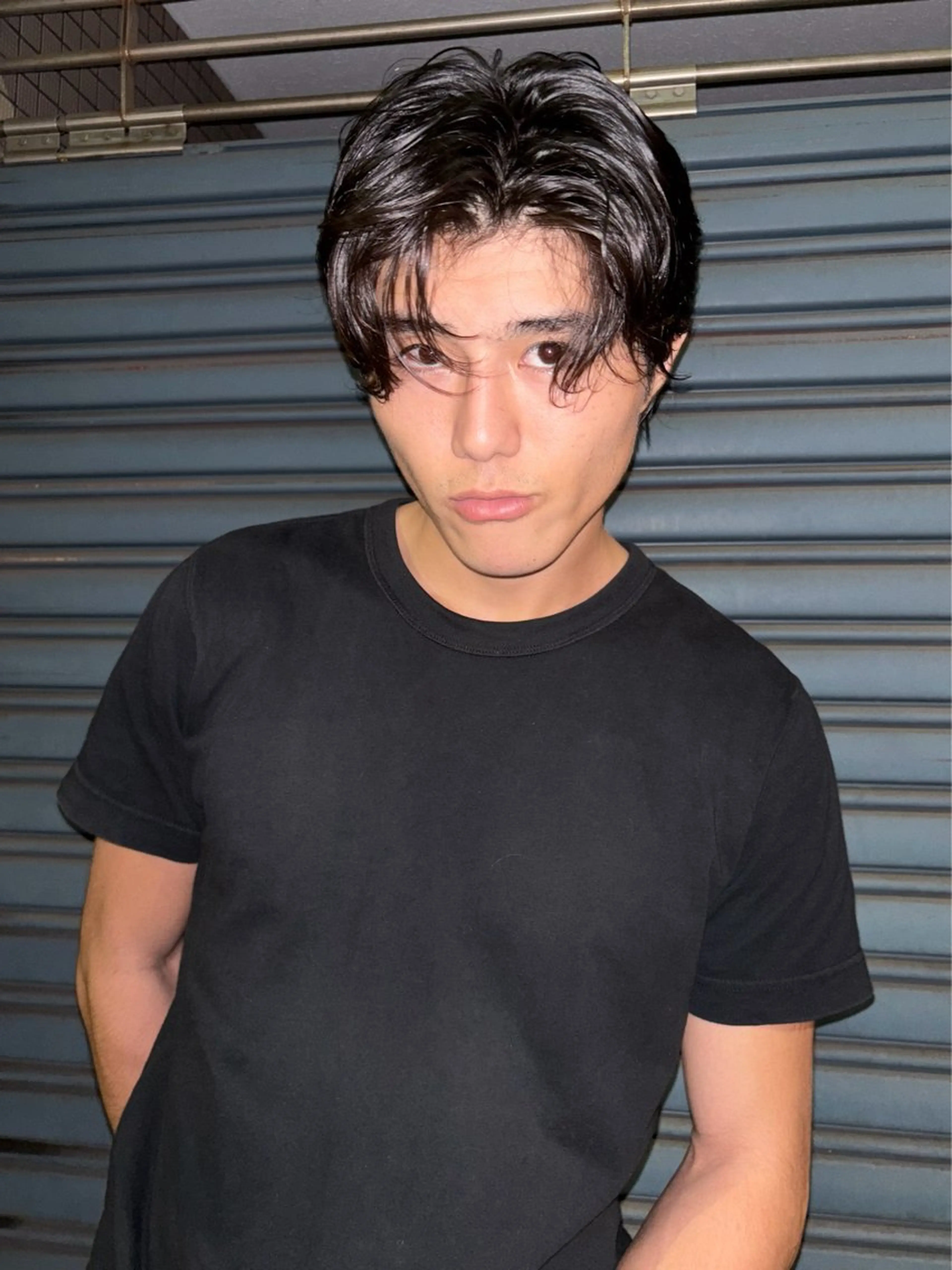 ミディアム メンズ センターパート くせ毛 カット メンズ/特殊ヘア パーマ🕷️小夏貴也のヘアスタイル