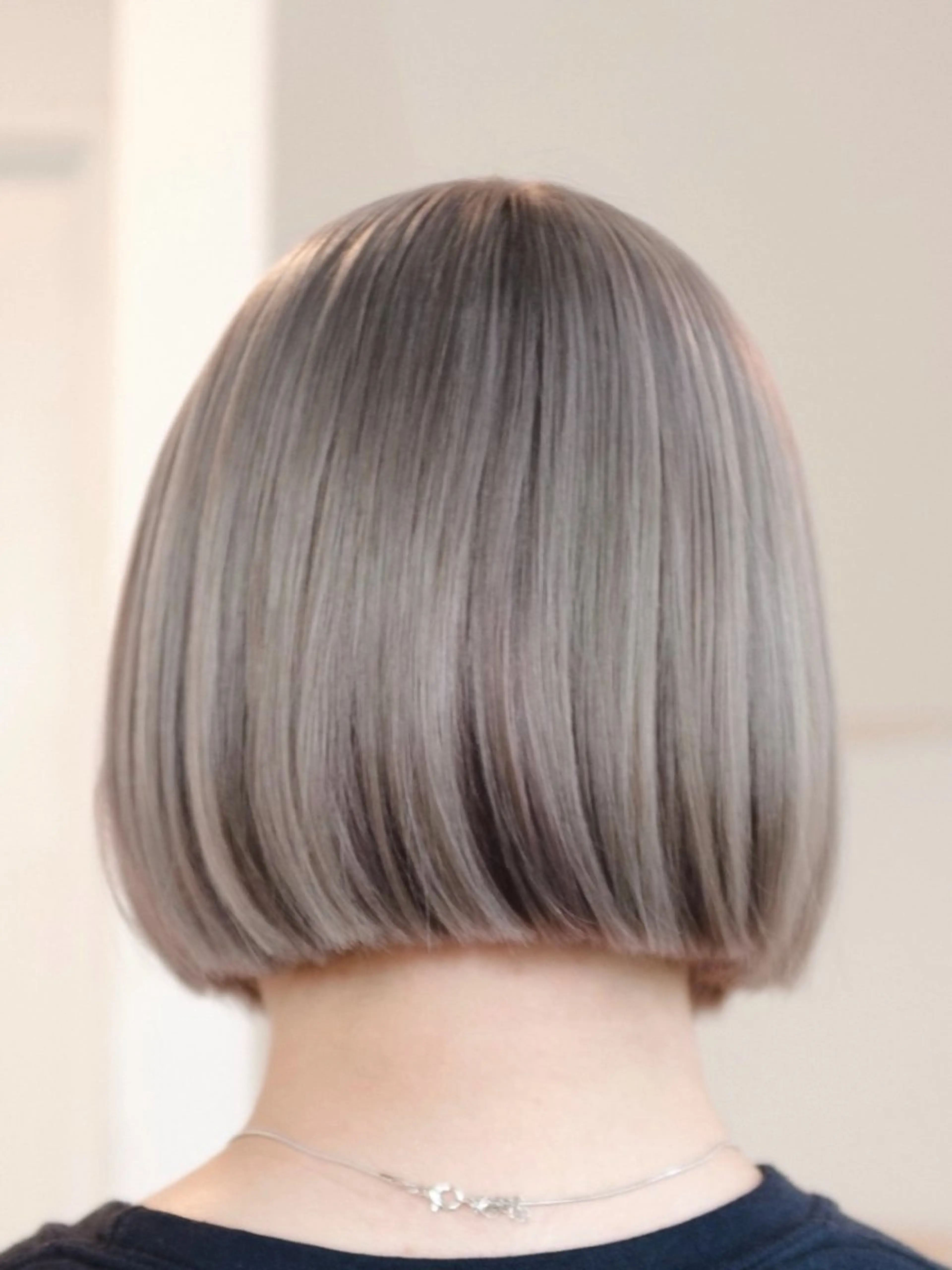 ショート カラー ヘアアレンジ カット ヘアカラー トリートメント HAIR SALON fuugaせんげん台店所属・ハイトーン/デザイン カラー/あおいのヘアスタイル