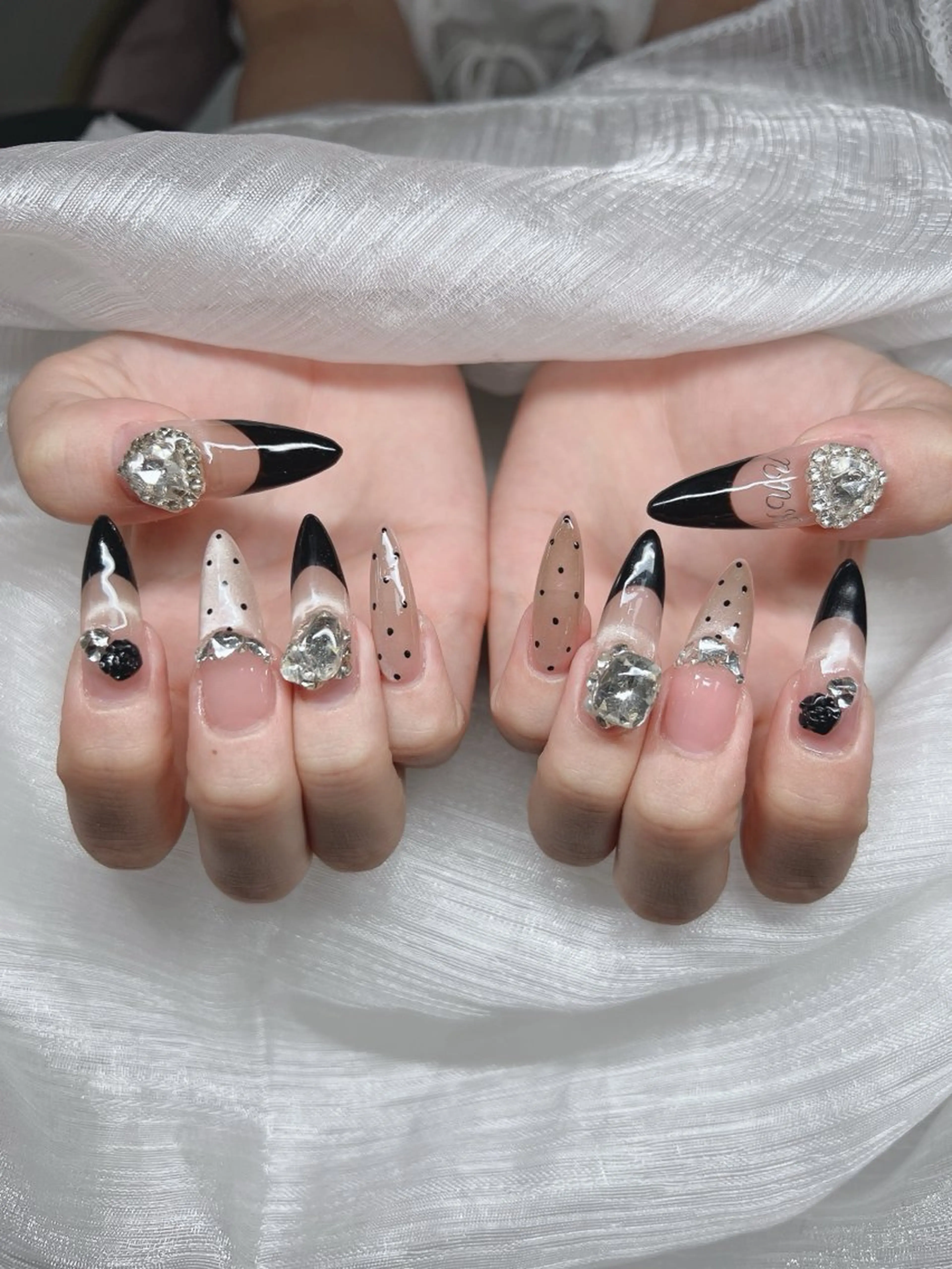 ネイル 長さ出し グラデーション キラキラネイル マグネットネイル ニュアンスネイル ハンドネイル Lee Nails チップ長さだし専門店のネイルデザイン