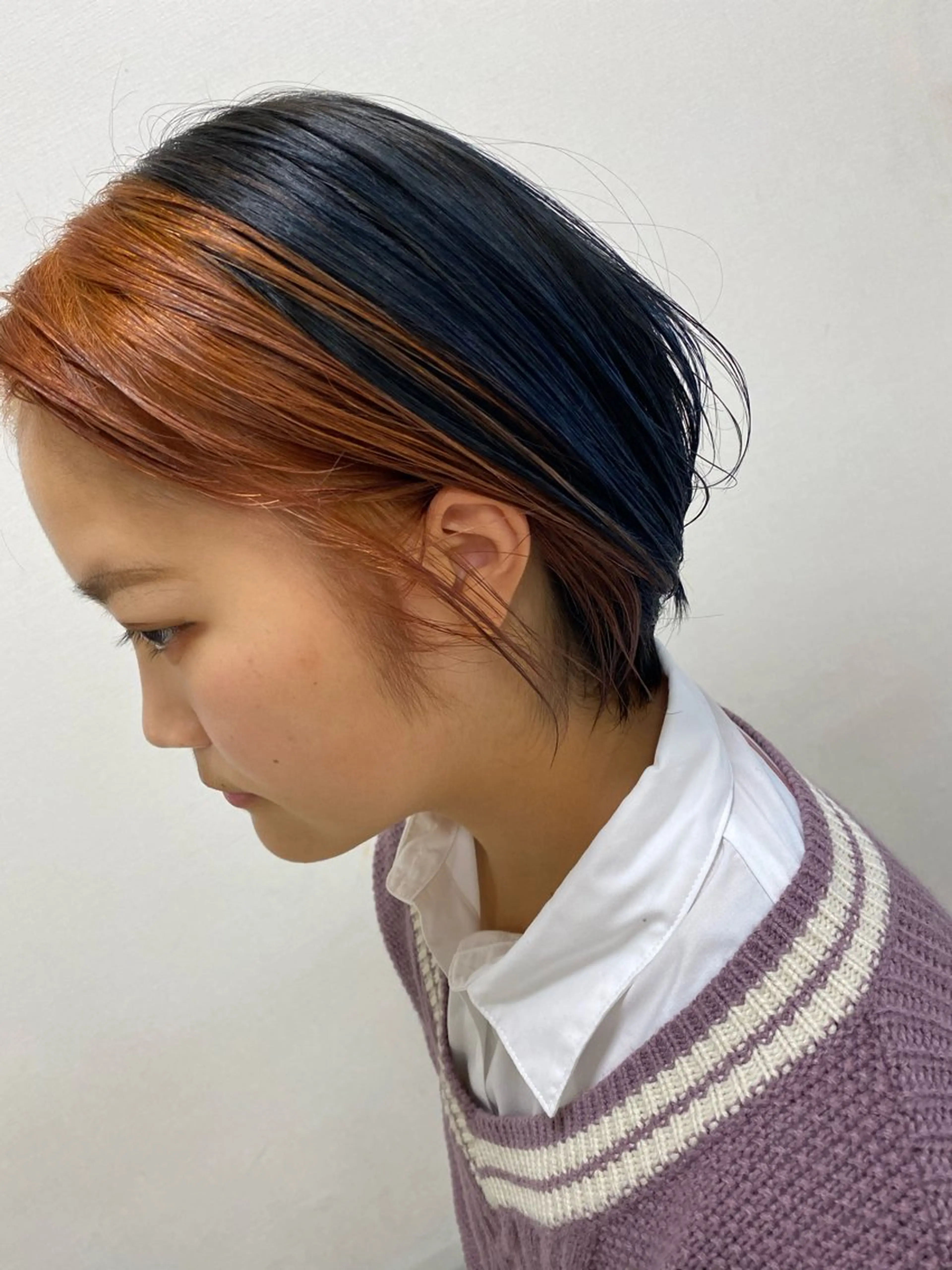 ショート カラー ミストバング  フェイスフレーミング ネイビーカラー オレンジ ハイトーン×デザイン 🪽🫧HIKARIのヘアスタイル