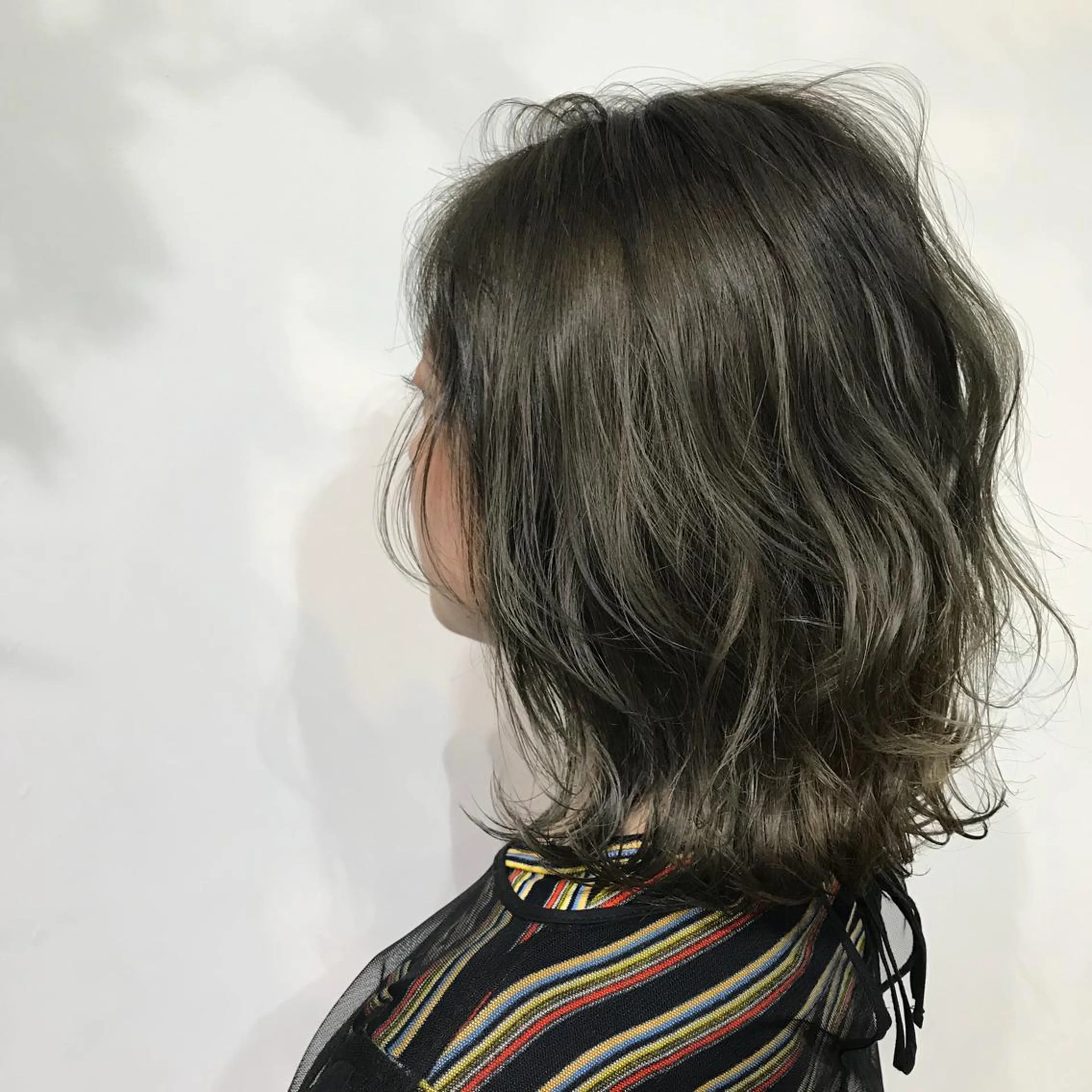 ミディアム カラー ヘアカラー トリートメント レイヤー/顔周り /AKARIのヘアスタイル