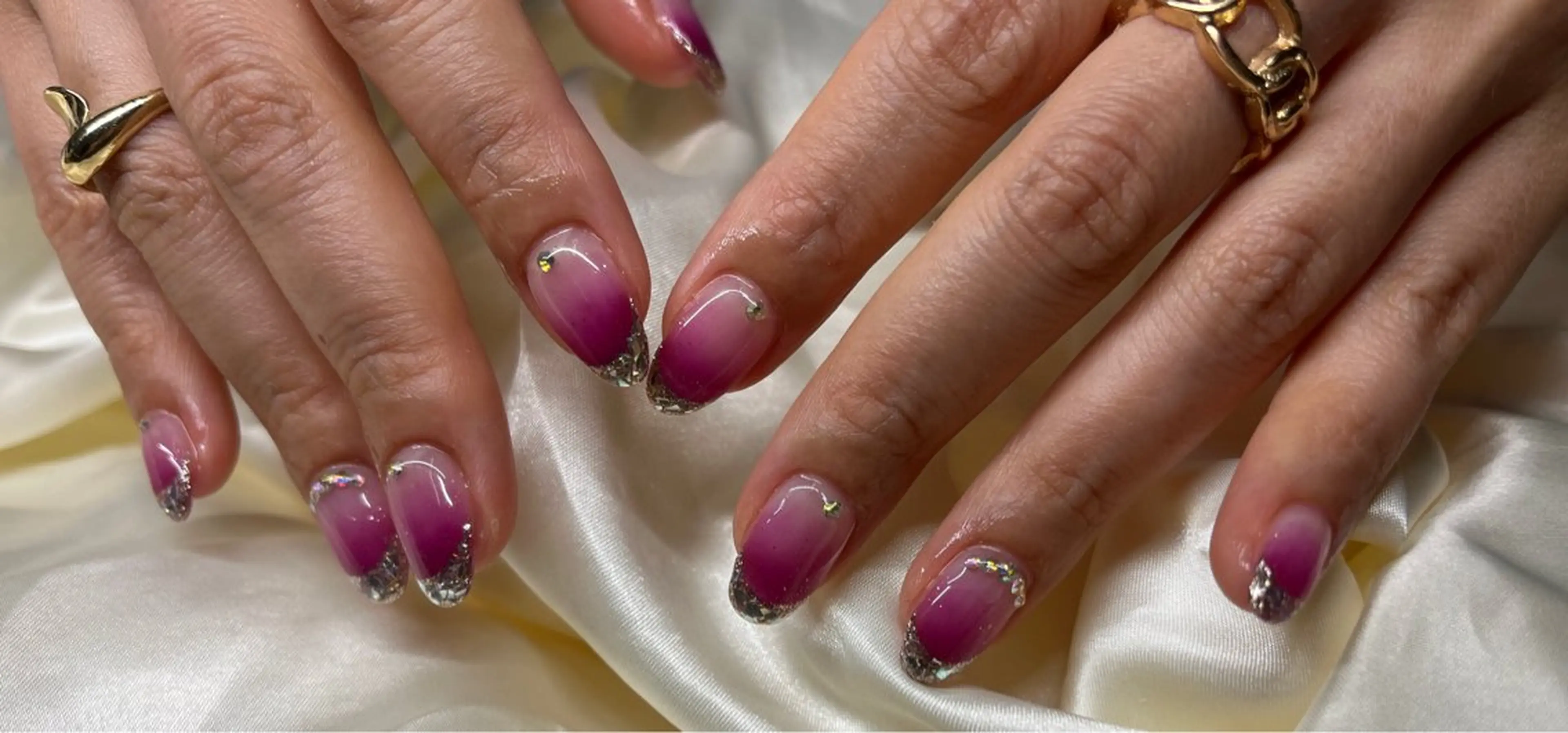 ネイル フレンチネイル ガラスフレンチ グラデーション ハンドネイル Ran  nail所属・Ran Nailのネイルデザイン