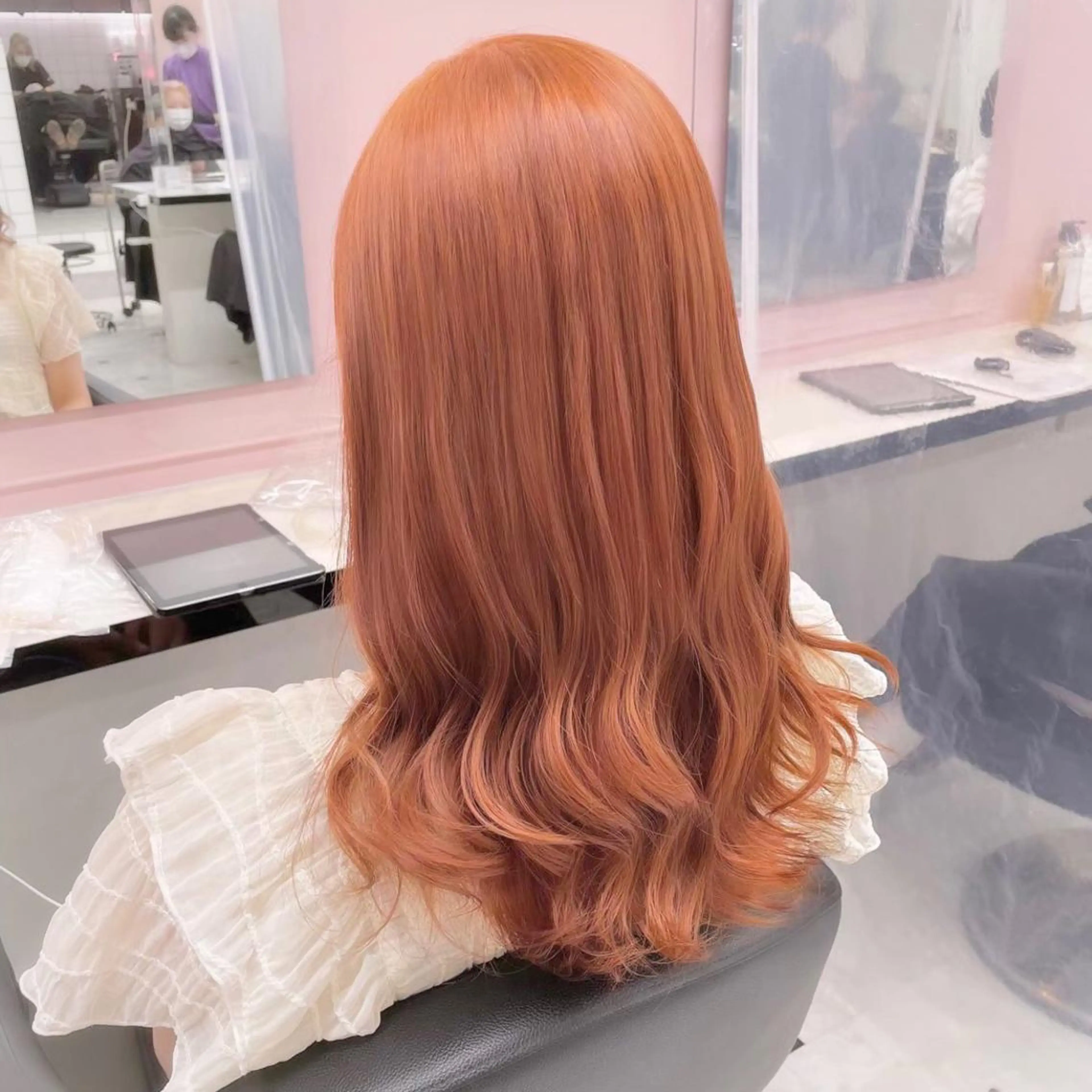 セミロング カラー ヘアアレンジ 💕上野美容師☁ ブリーチ💖サワのヘアスタイル