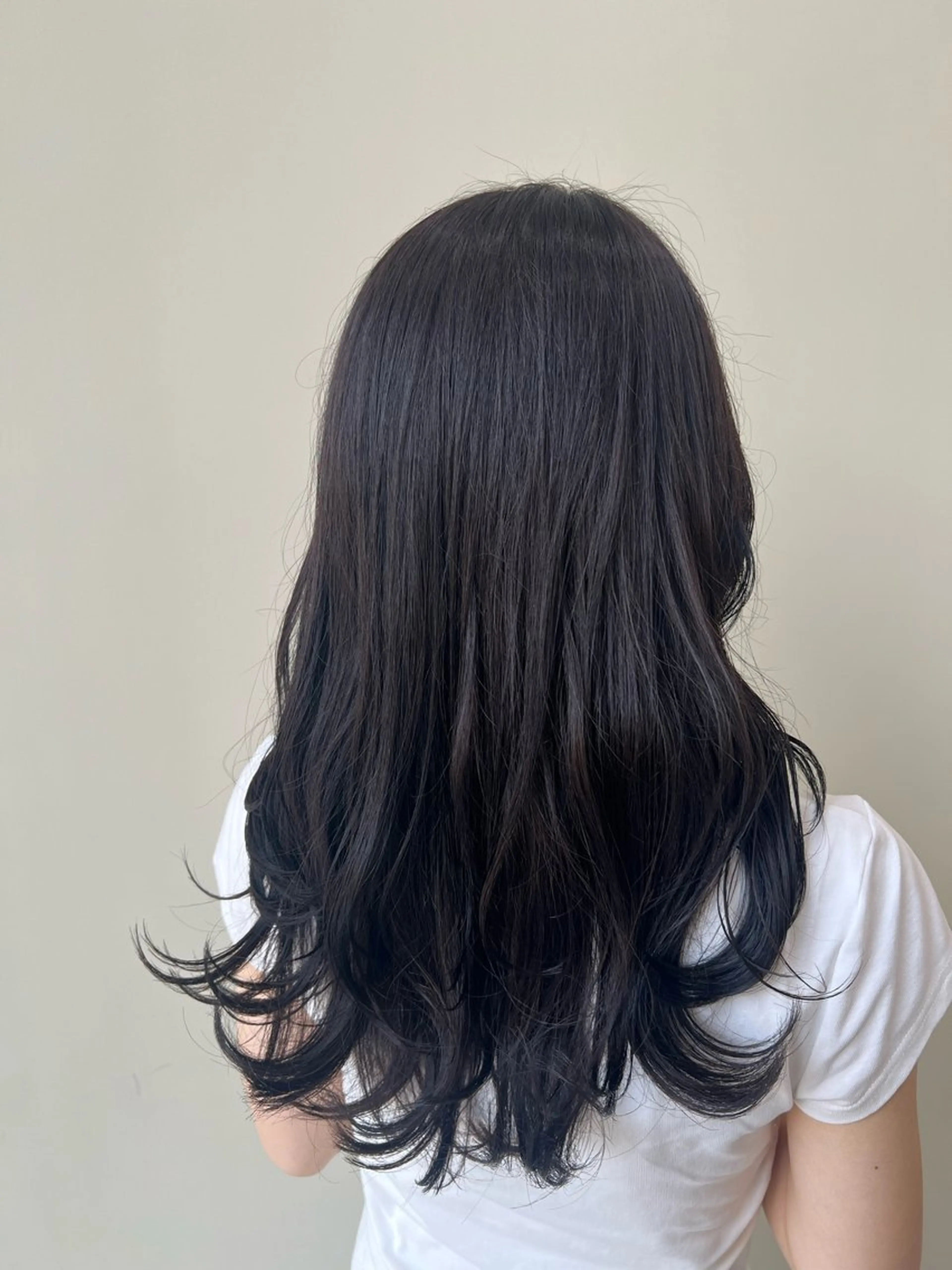 ロング カラー ヘアカラー トリートメント tom/uni /ブリーチなしカラーのヘアスタイル