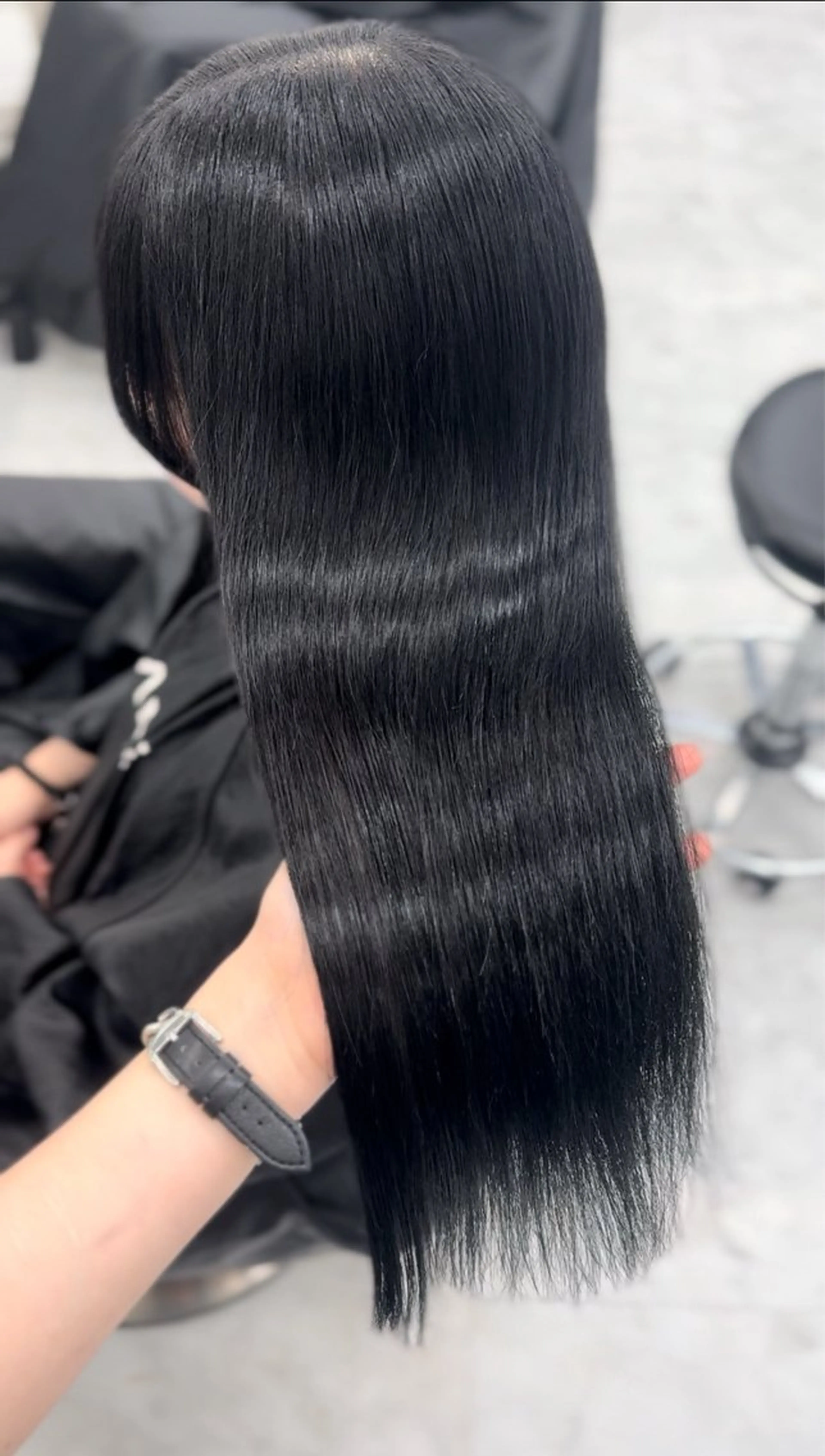 セミロング カラー 🎀愛されgirly ヘア🫧Ayakaのヘアスタイル