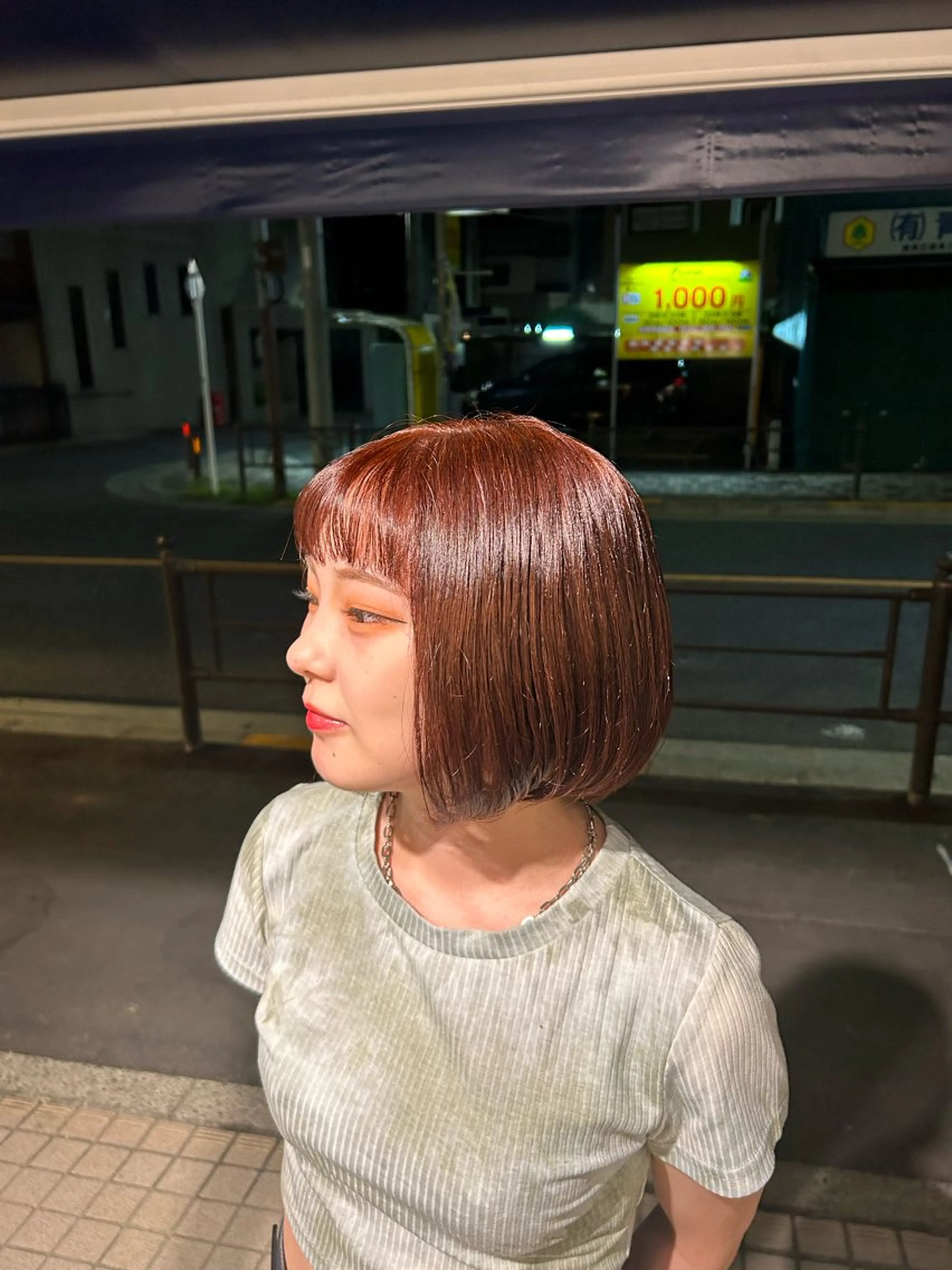 ショート カラー HOLIDAYS はなのヘアスタイル