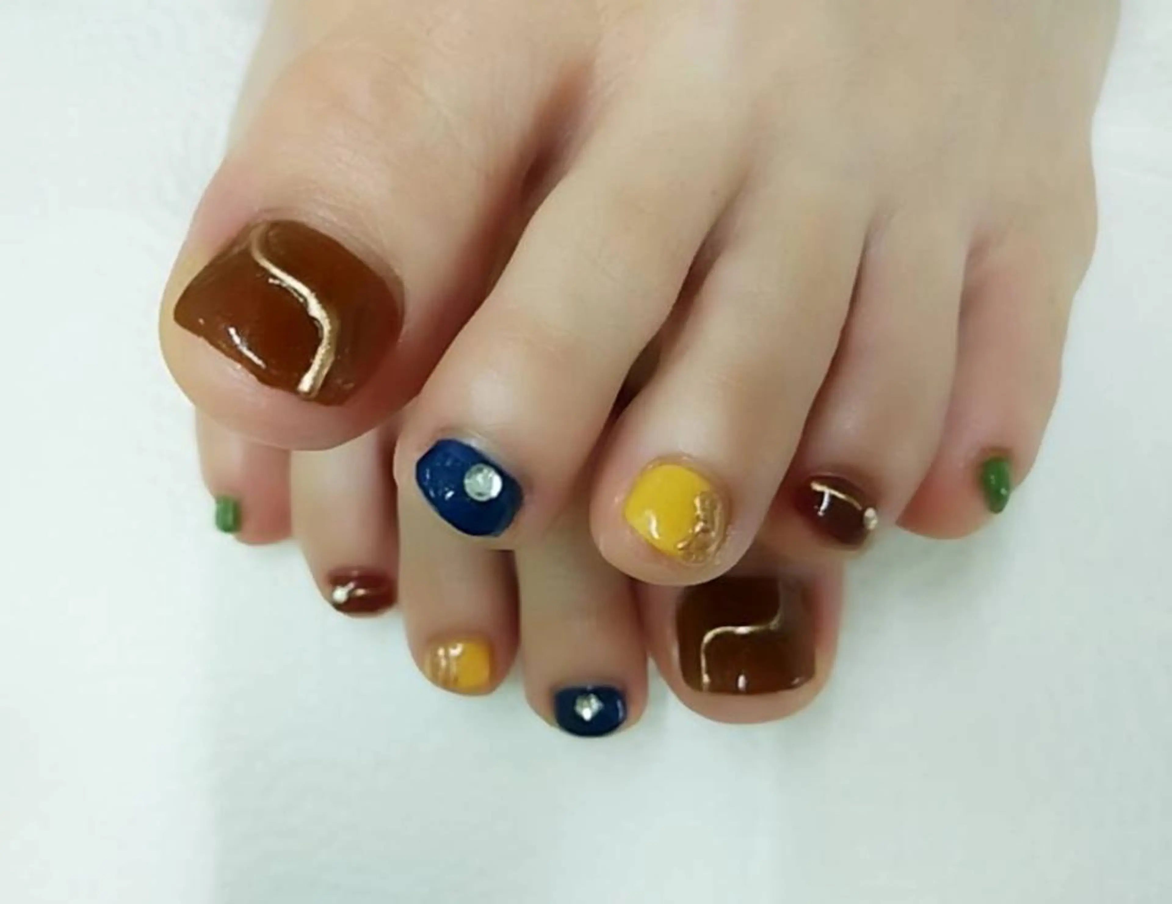 ネイル フットネイル ミラーネイル 持ち込み プライベートサロン RosyLily所属・プライベートサロン Rosy Lilyのネイルデザイン