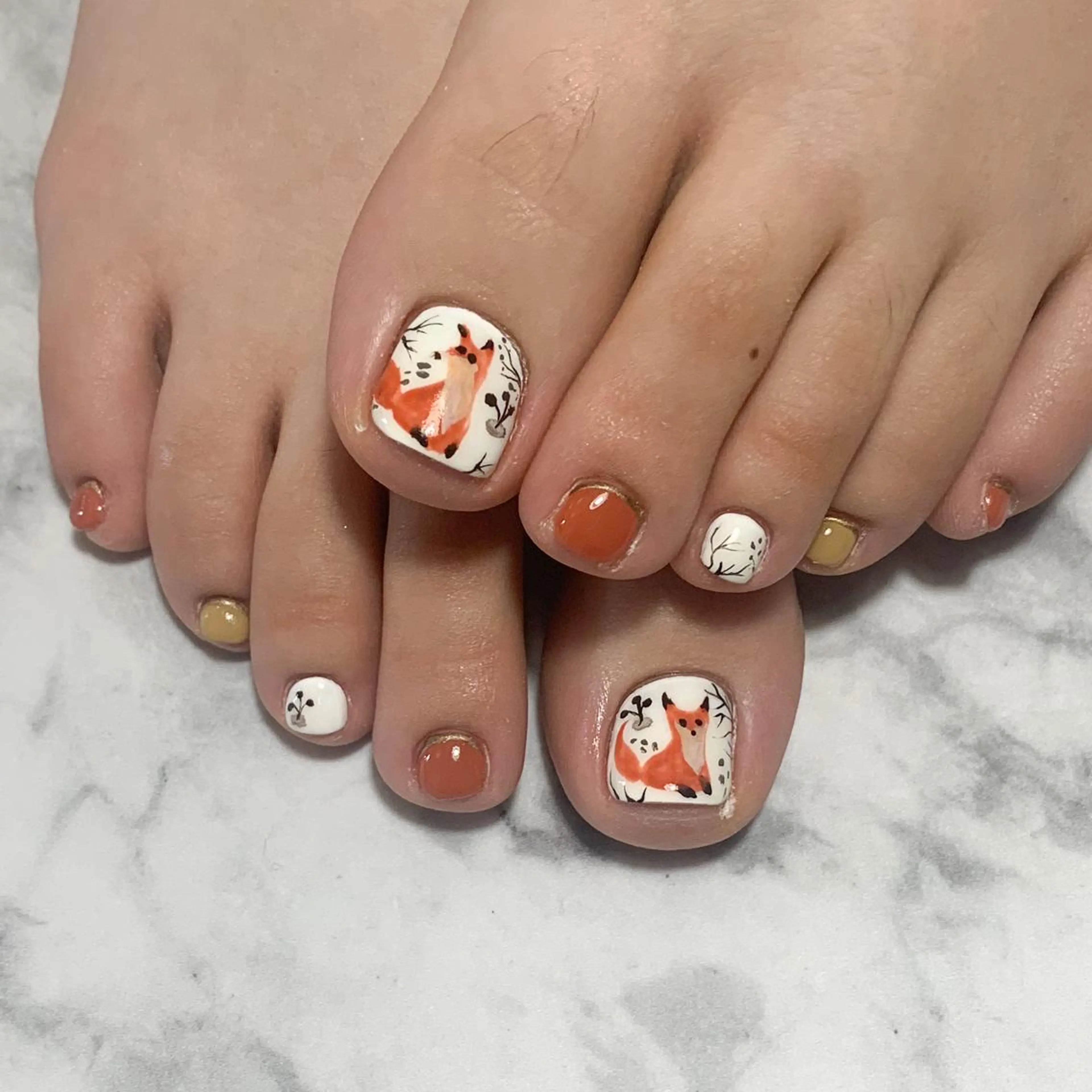 ネイル フットネイル atelier FIORITURA所属・FIORITURA aiのネイルデザイン