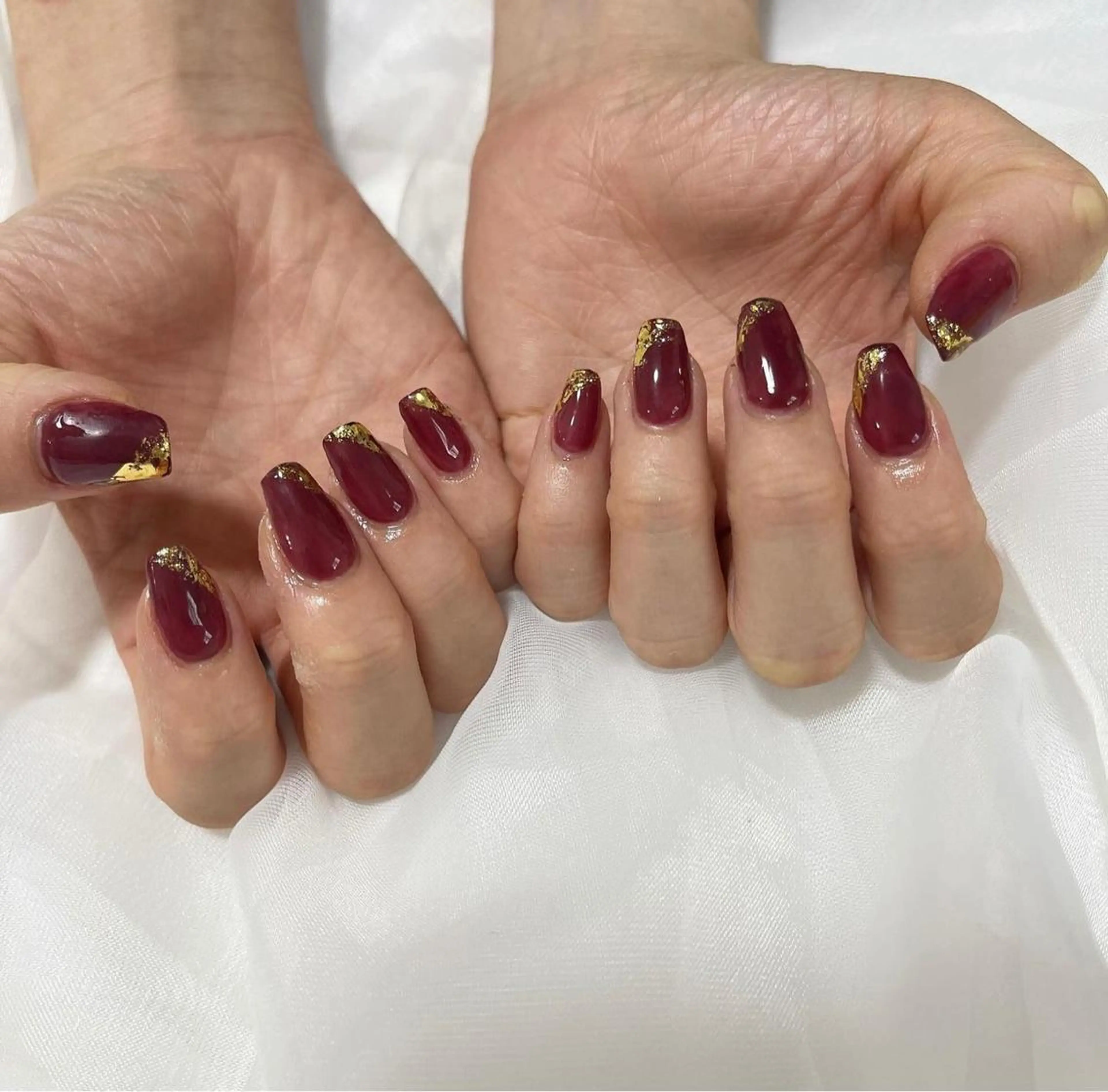 ネイル 𝓇𝒶𝓃𝒶𝓃 𝓃𝒶𝒾𝓁のネイルデザイン