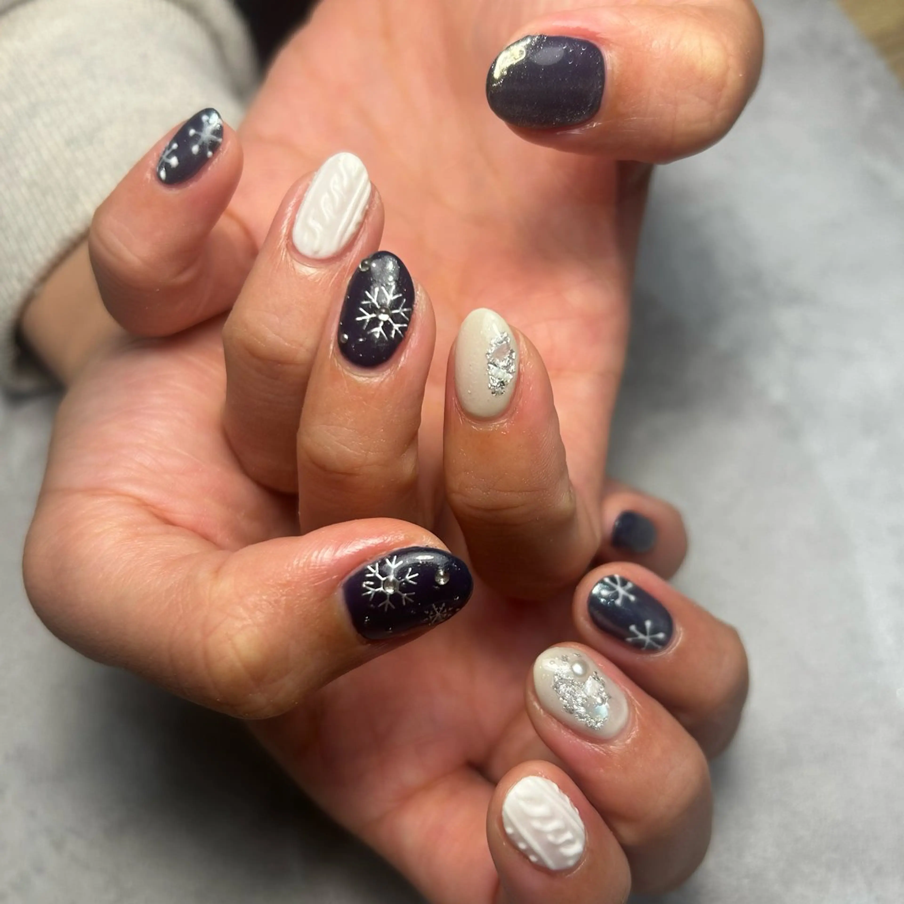 ネイル 冬ネイル クリスマス ハンドネイル maninail makiのネイルデザイン