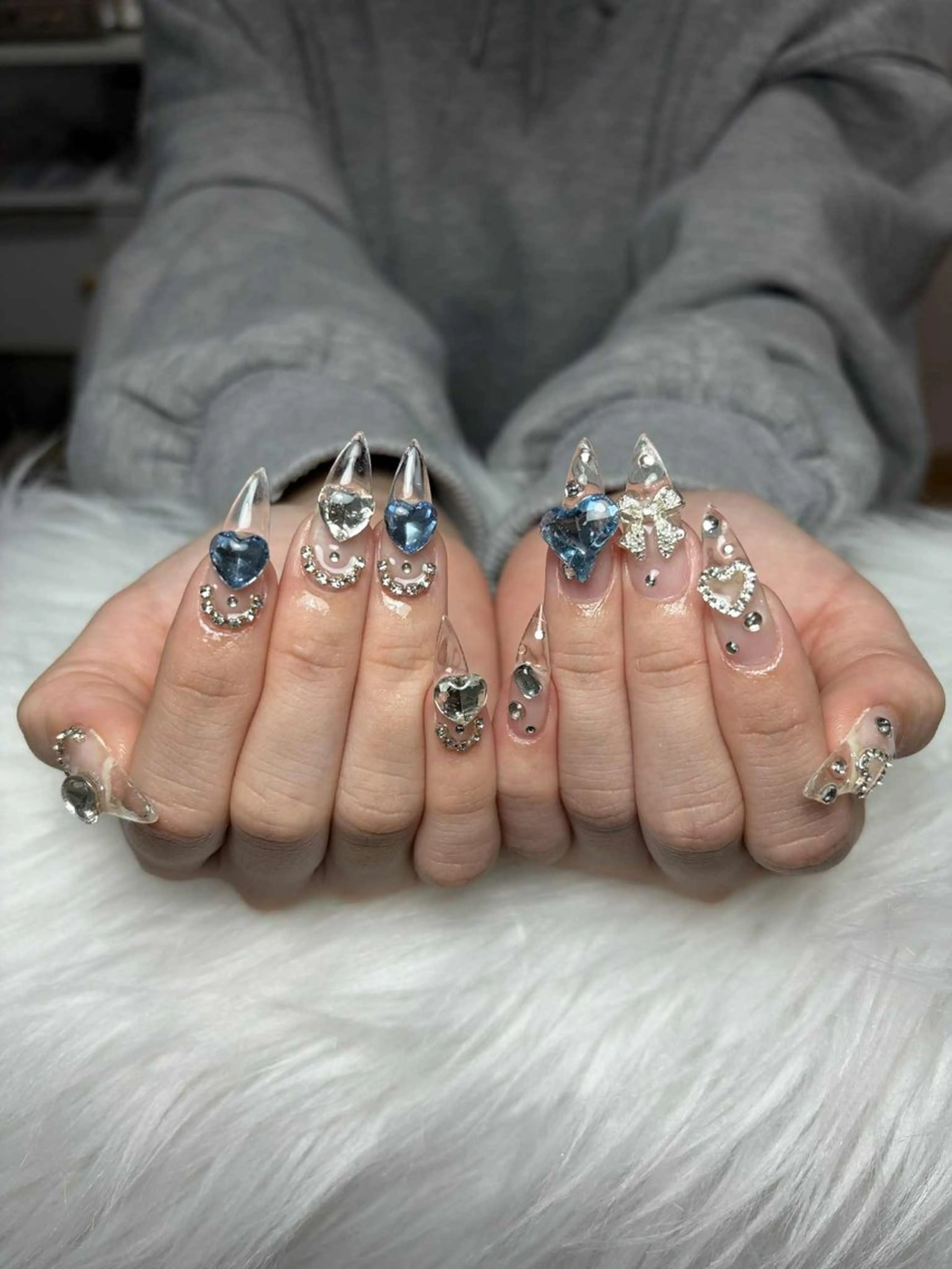 ネイル アートネイル 長さ出し ジェルネイル マグネットネイル ニュアンスネイル なな_ CloudyChanのネイルデザイン