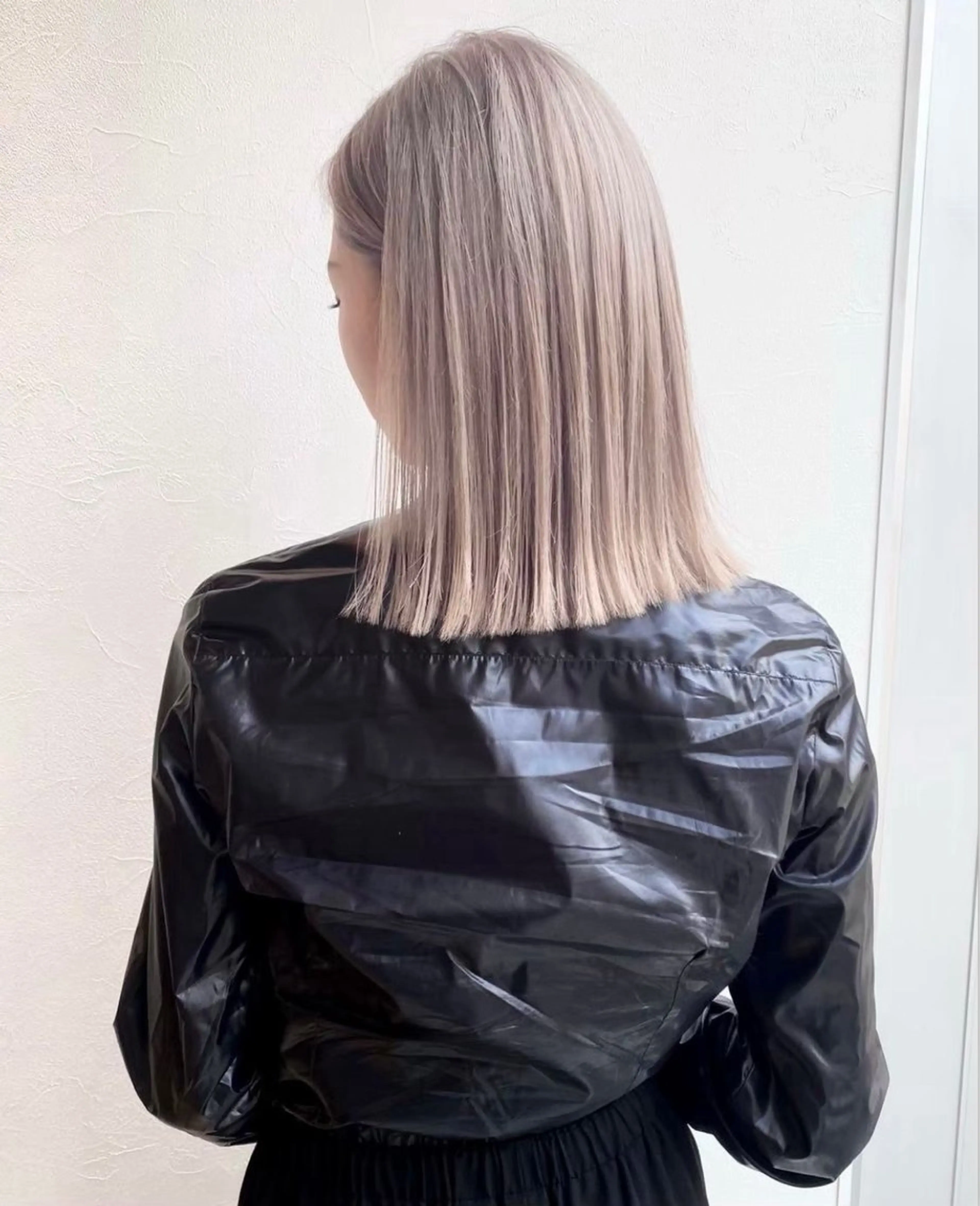 ミディアム カット Pia Yakuin所属・岩佐 柚太のヘアスタイル