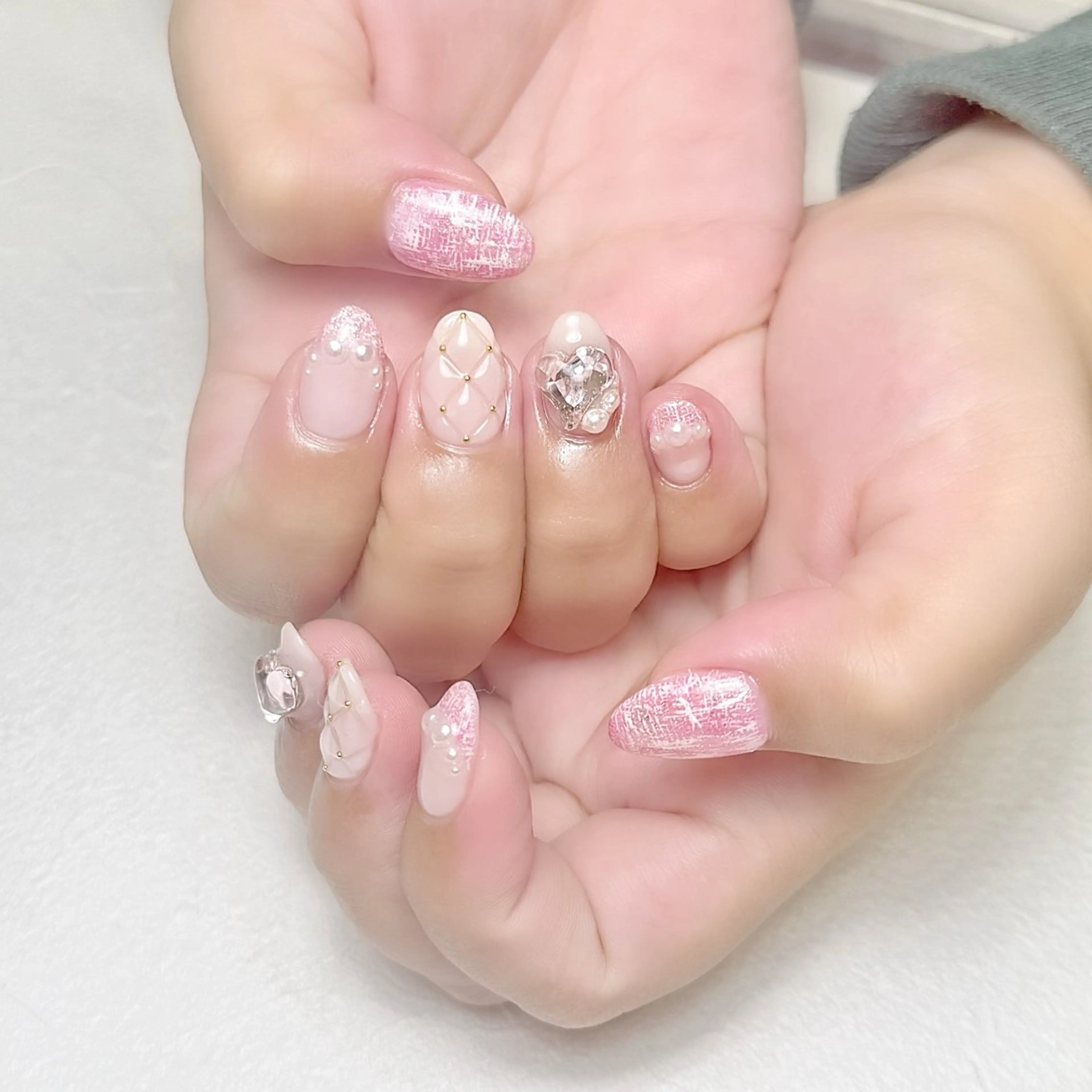 ネイル フレンチネイル ピンク ツイードネイル ワンホンネイル rouse nail RISATOのネイルデザイン