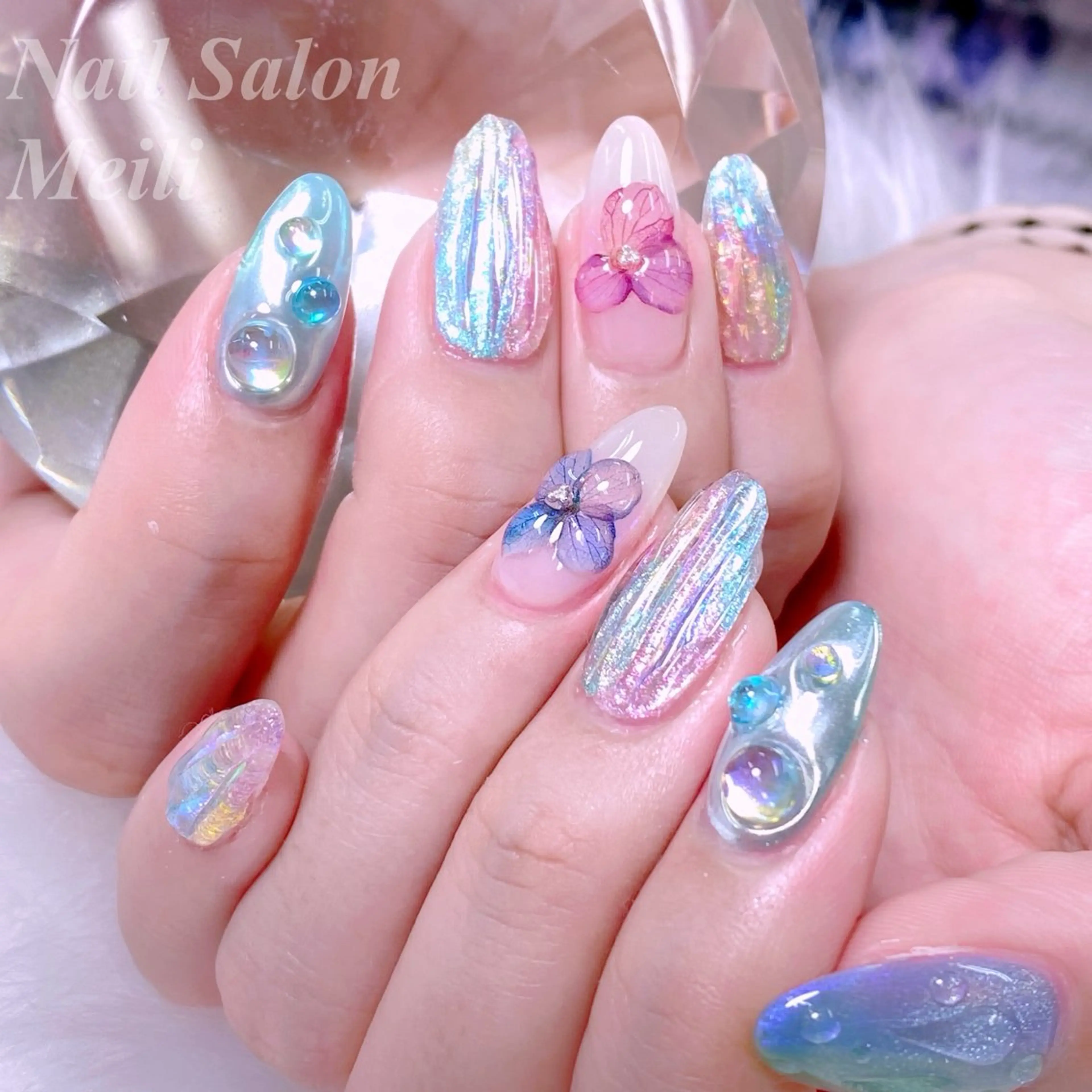 ネイル アートネイル オーロラネイル フラワーネイル キラキラネイル NAILSALON MEILIのネイルデザイン