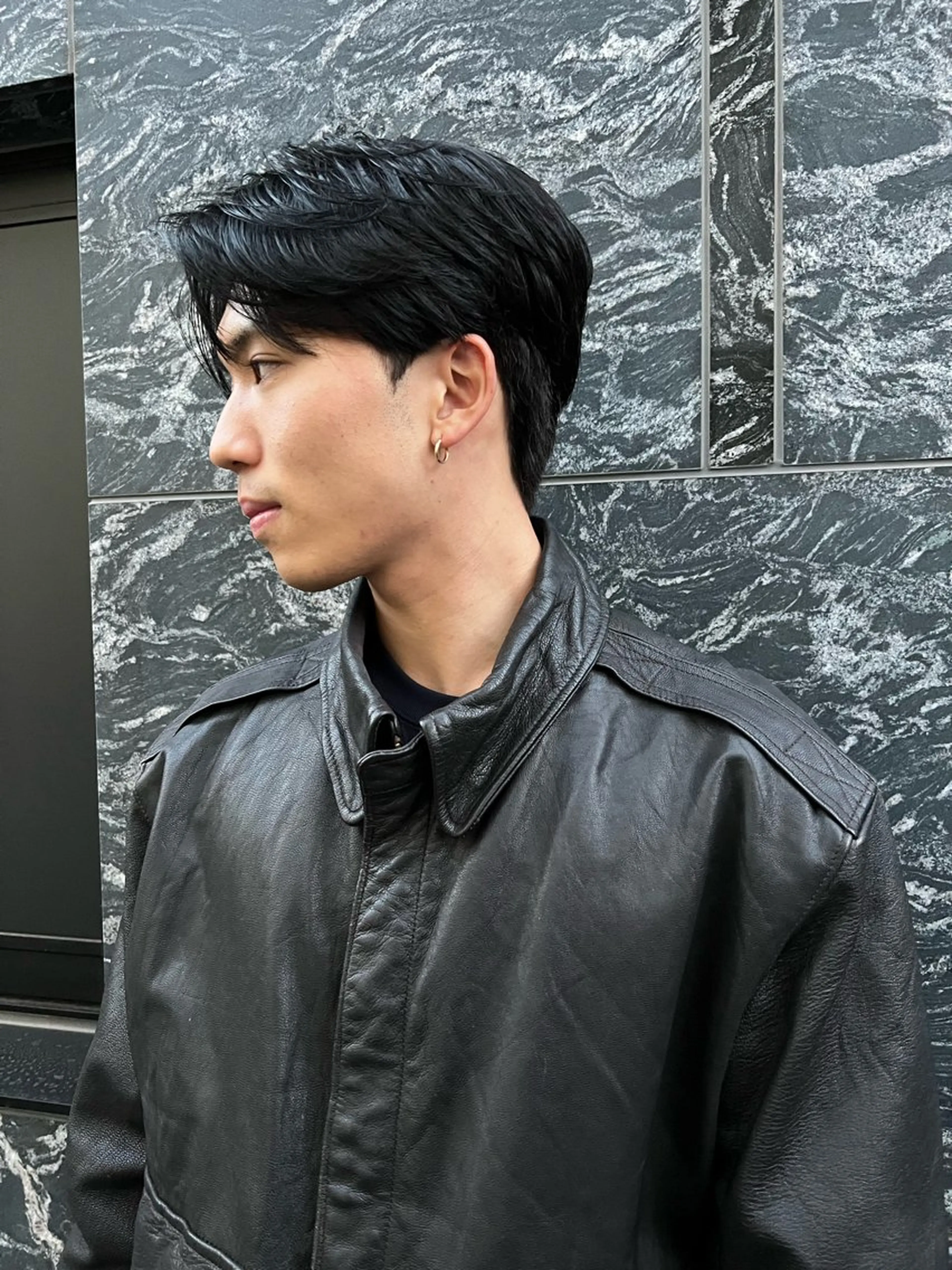ショート パーマ メンズ センターパート ダウンパーマ メンズパーマ 樋野 亮のヘアスタイル