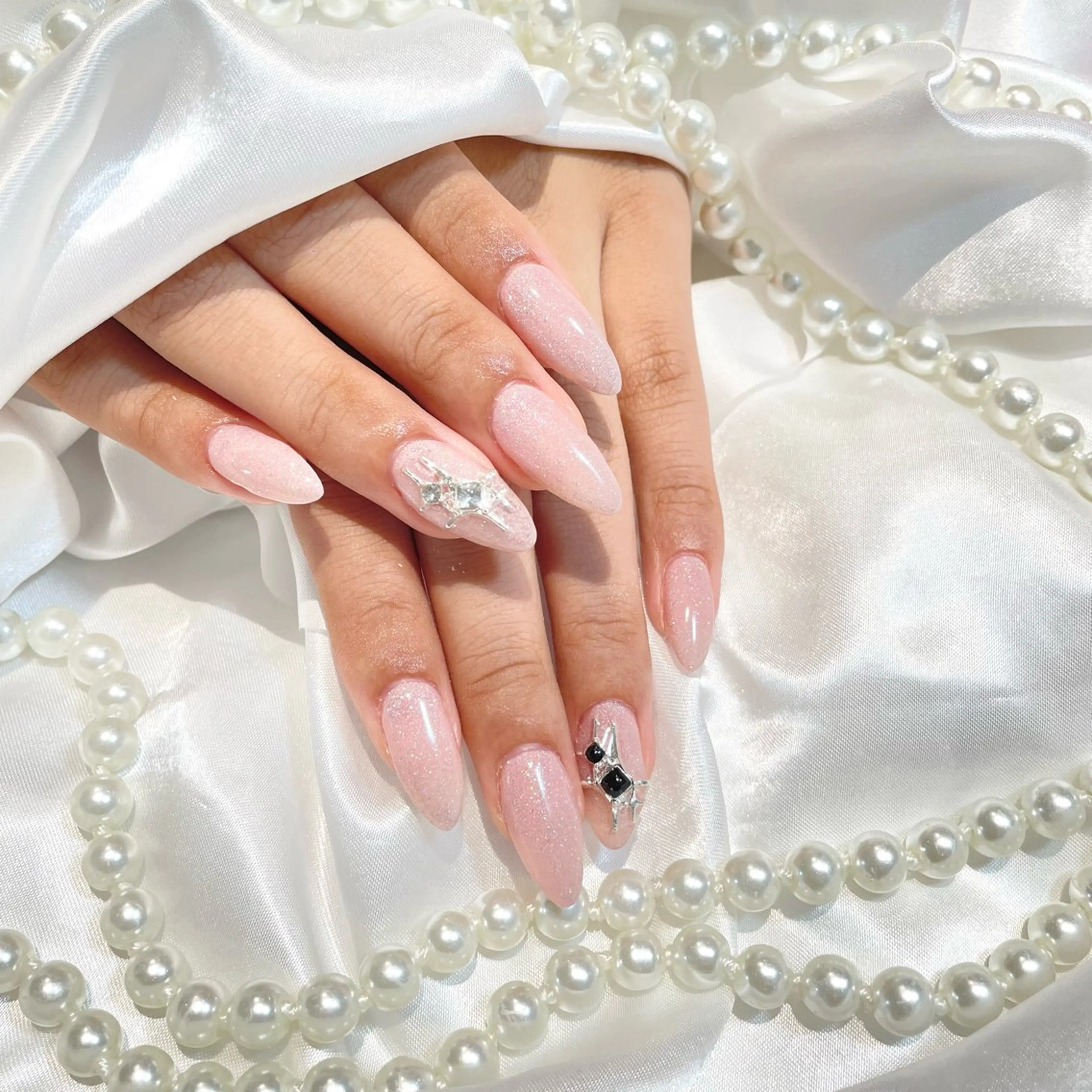 ネイル WISTERIA midoriのネイルデザイン