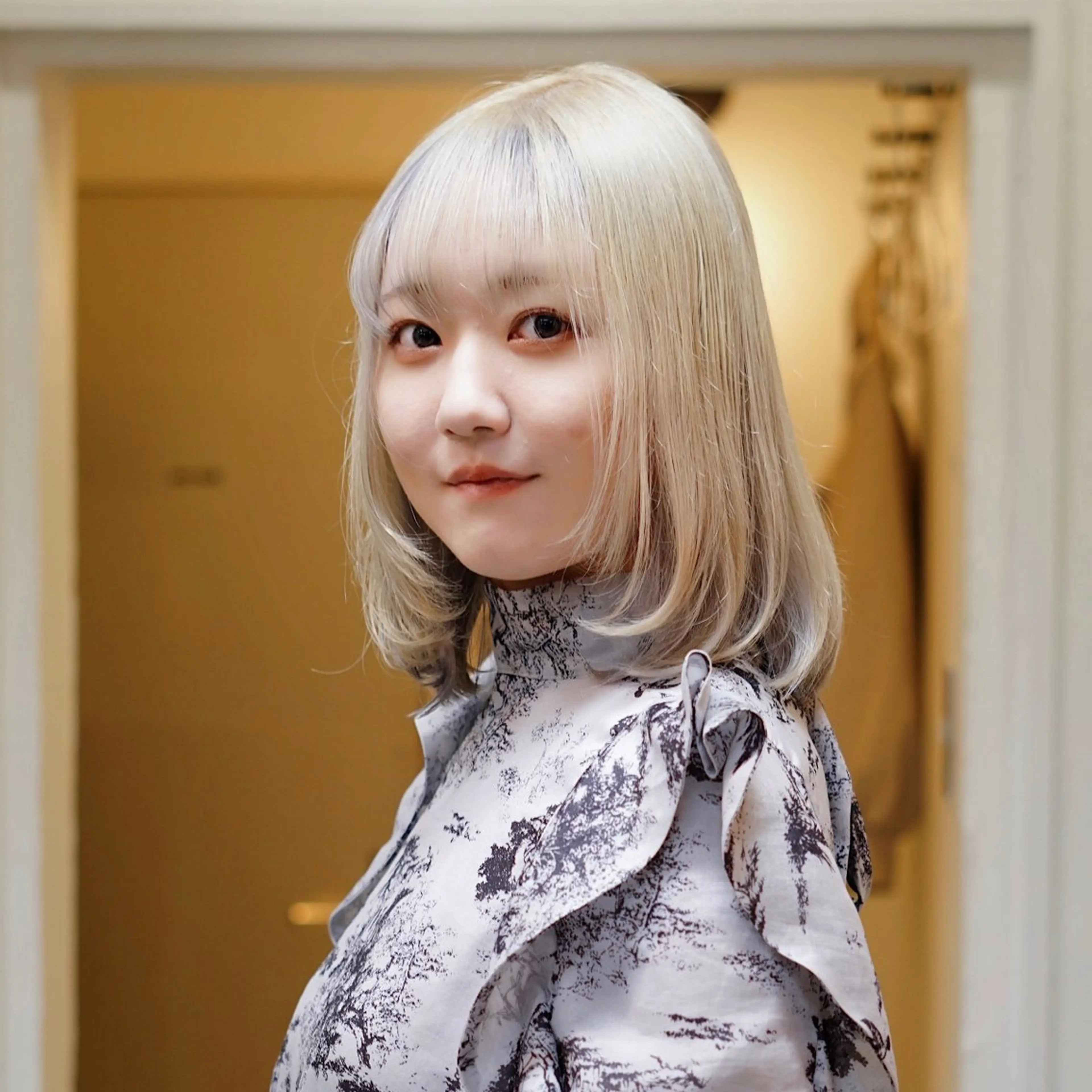 ミディアム ボブレイヤー ボブ レイヤーカット ヘアカラー TICK-TOCK所属・今出 りょうやのヘアスタイル