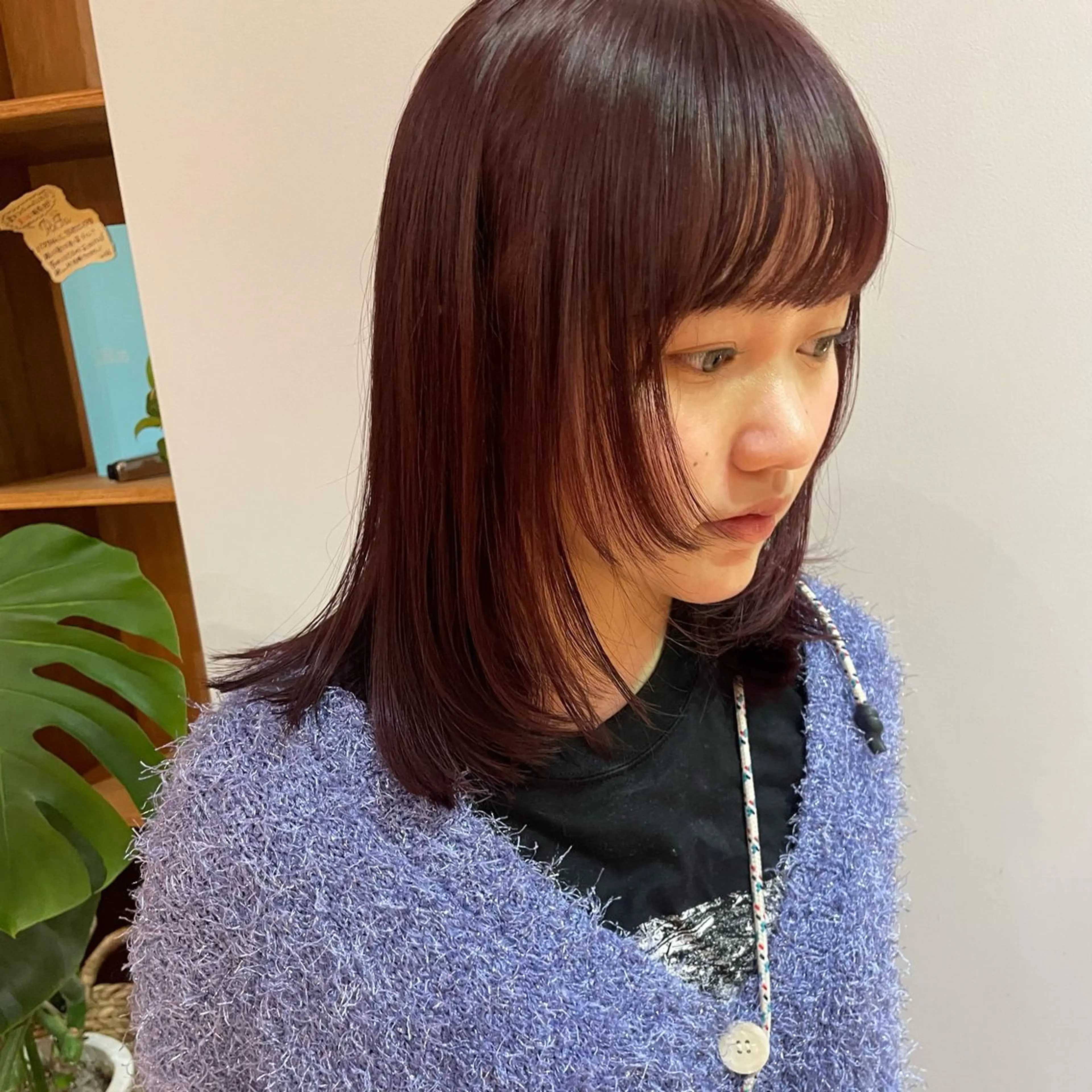 ミディアム カラー ベージュカラー ピンクカラー 大橋 芽衣のヘアスタイル