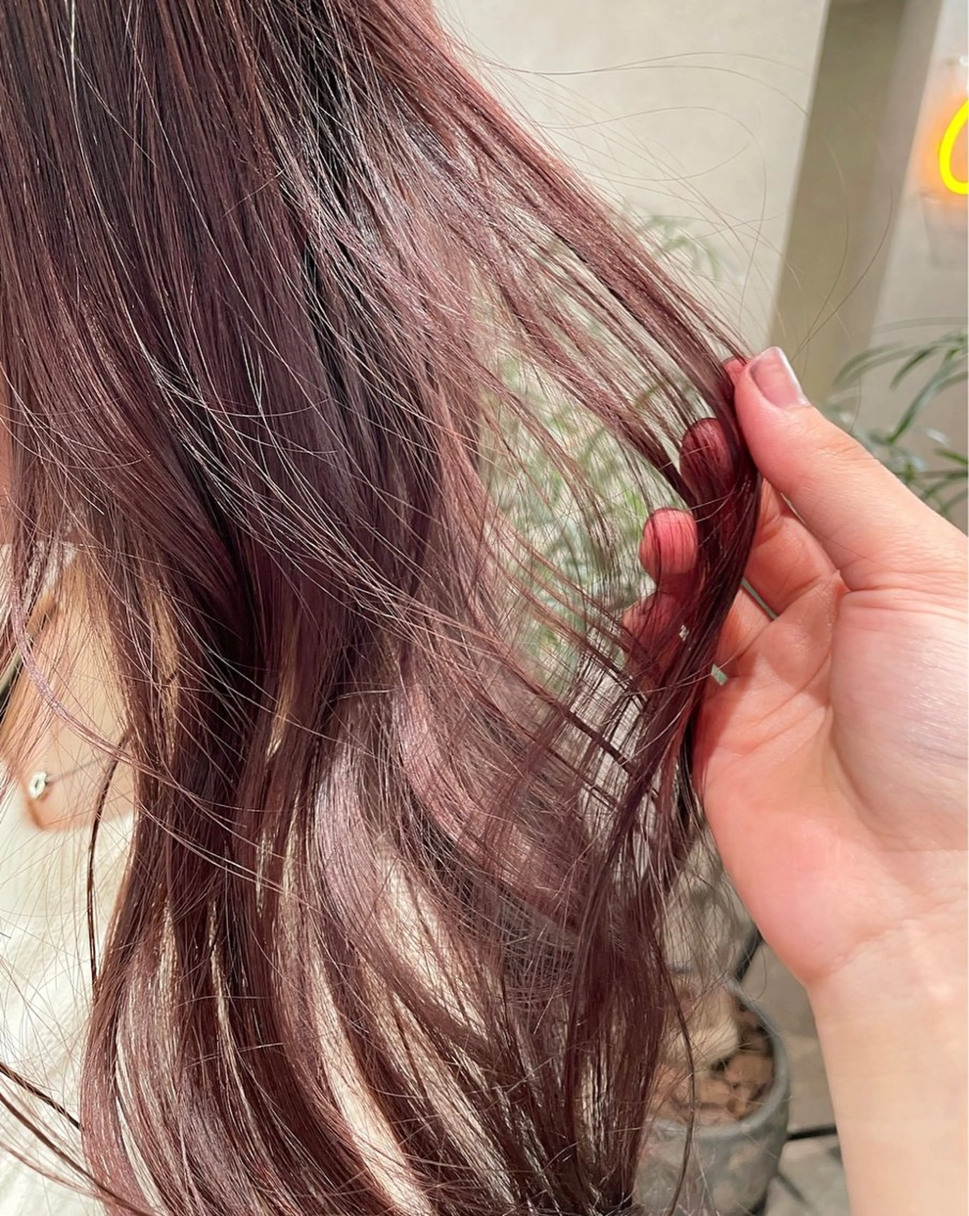 セミロング カラー 透明感カラー ピンクカラー カット ヘアカラー トリートメント ナチュラル透明感🌱 小山美樹子のヘアスタイル