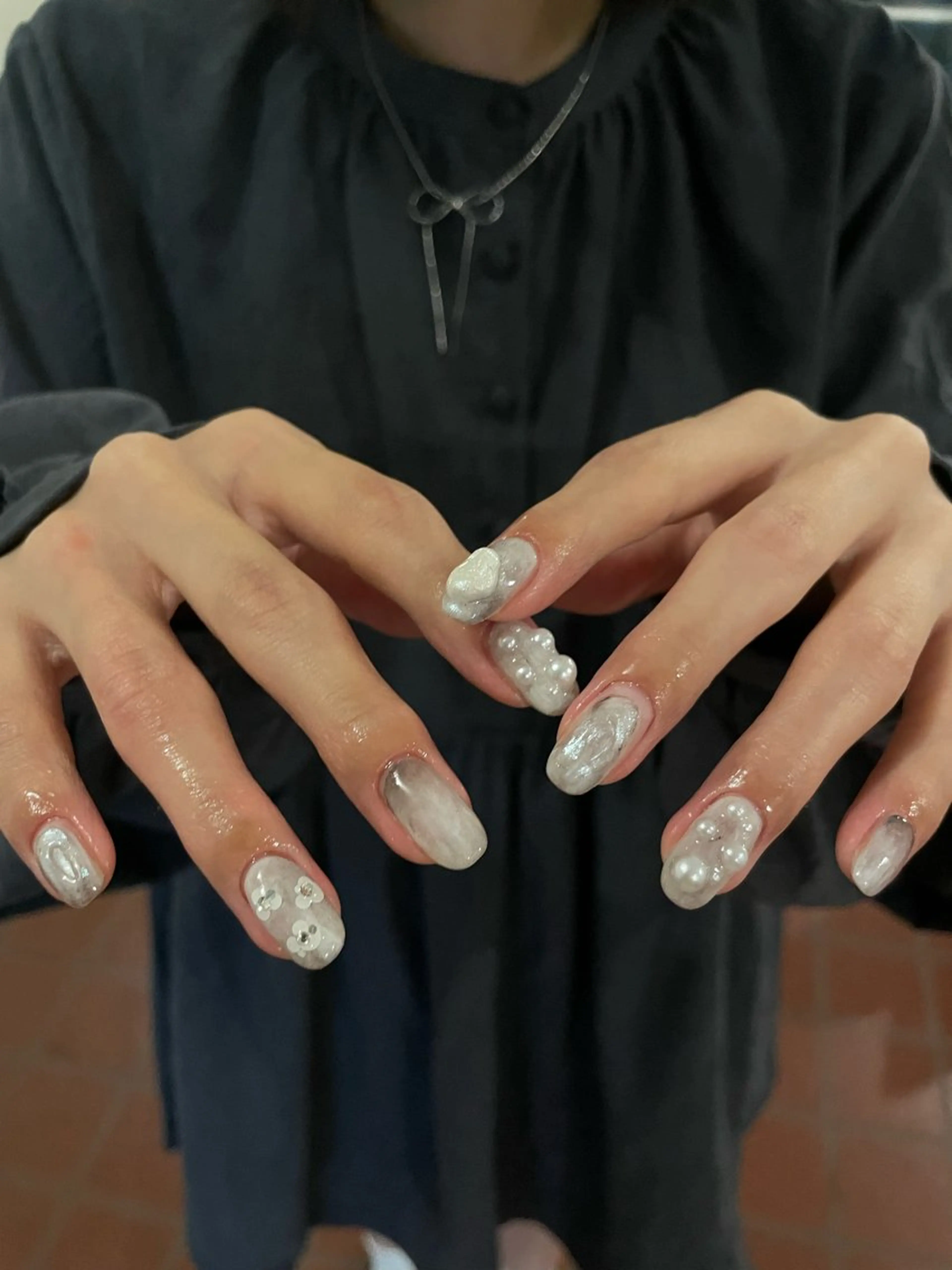 ネイル ハンドネイル shion .のネイルデザイン