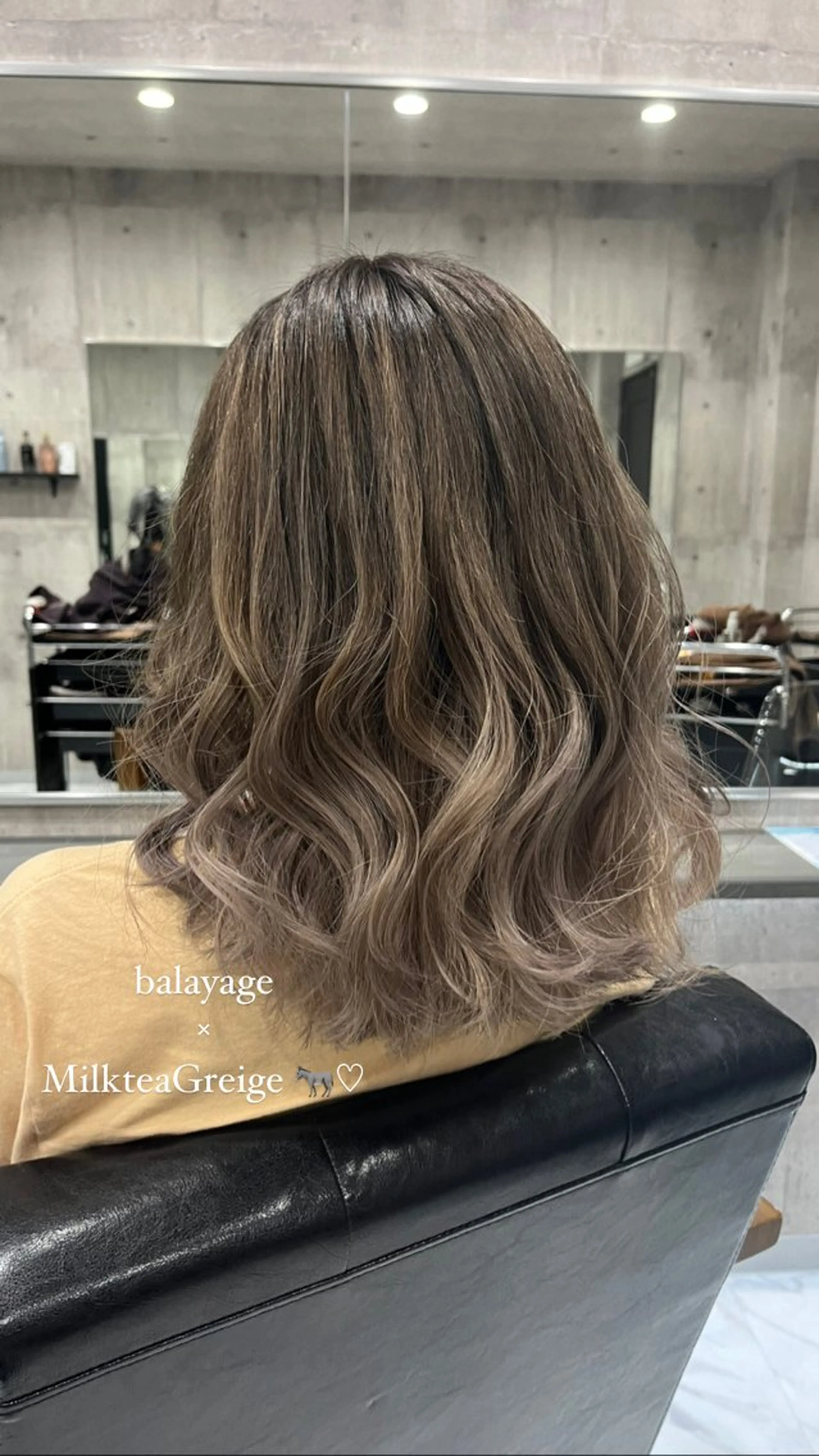 ミディアム カラー ヘアカラー トリートメント ♡🎀垢抜け透明感 カラーaomi🐇♡のヘアスタイル