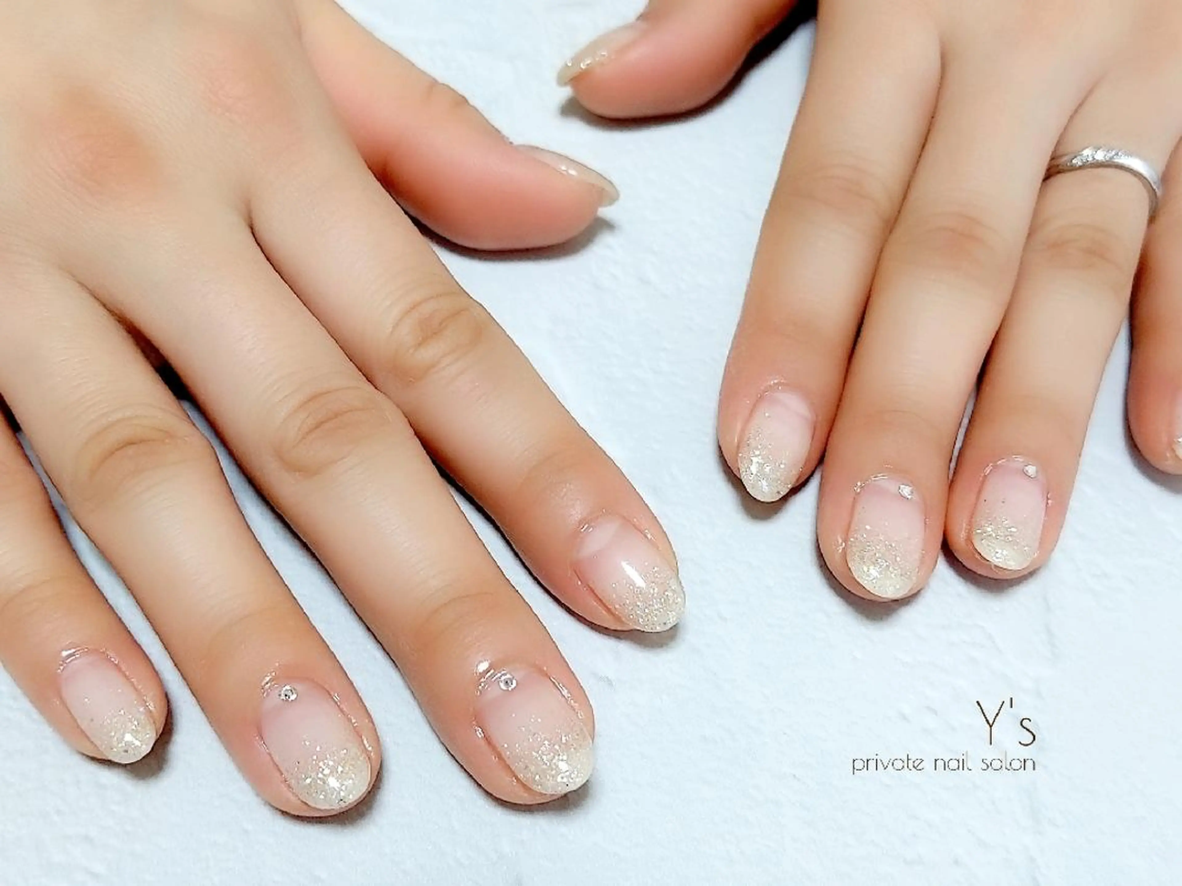 ネイル ハンドネイル YUMI NAGAI  のネイルデザイン