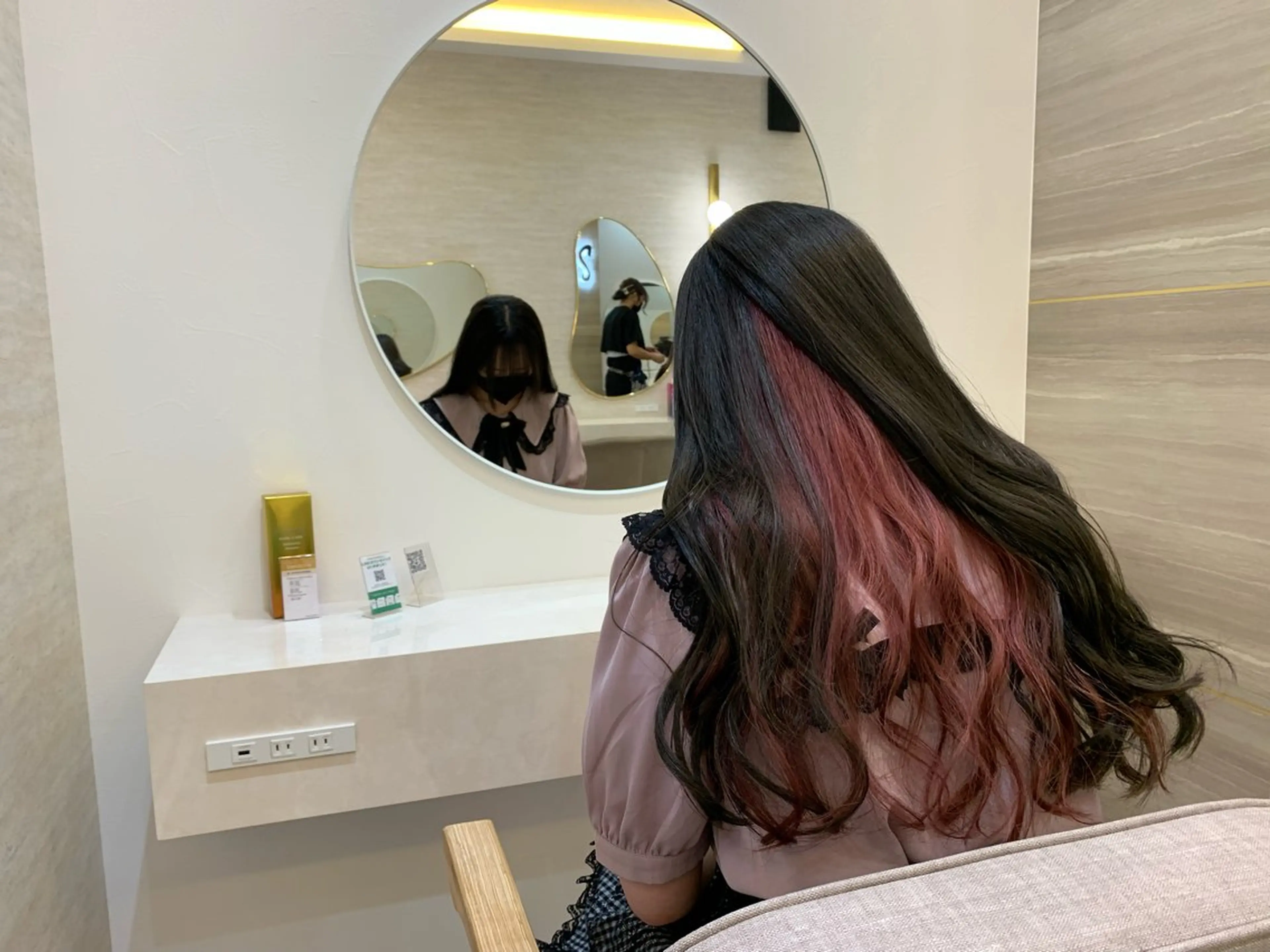 ロング カラー パーマ ヘアアレンジ メンズ キッズ Lovis池袋 鳥越美羽のヘアスタイル