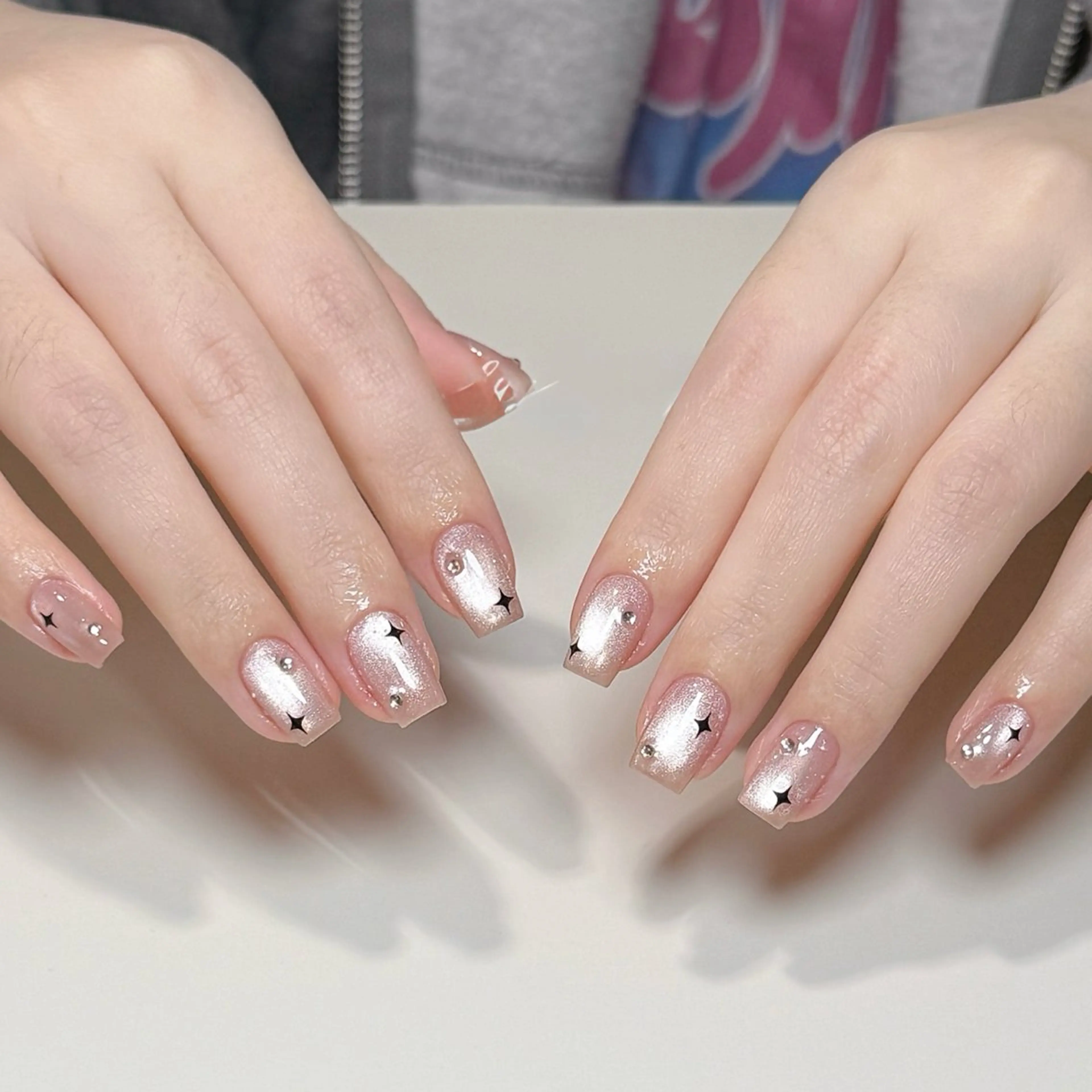 ネイル ハンドネイル Iris  Nail所属・akige akigeのネイルデザイン