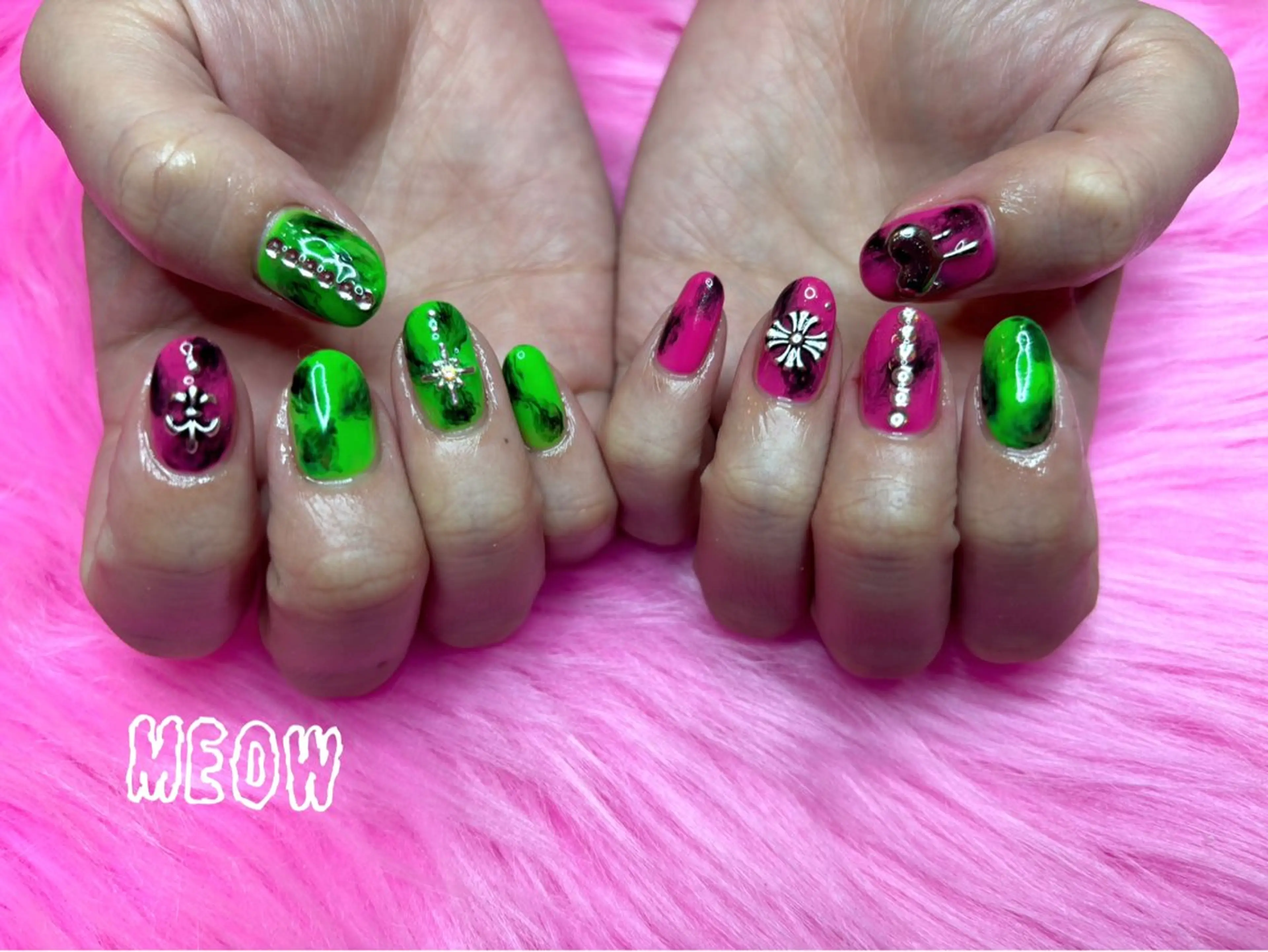 ネイル ハンドネイル BodyDesignSalonEene.所属・MEOW RANのネイルデザイン