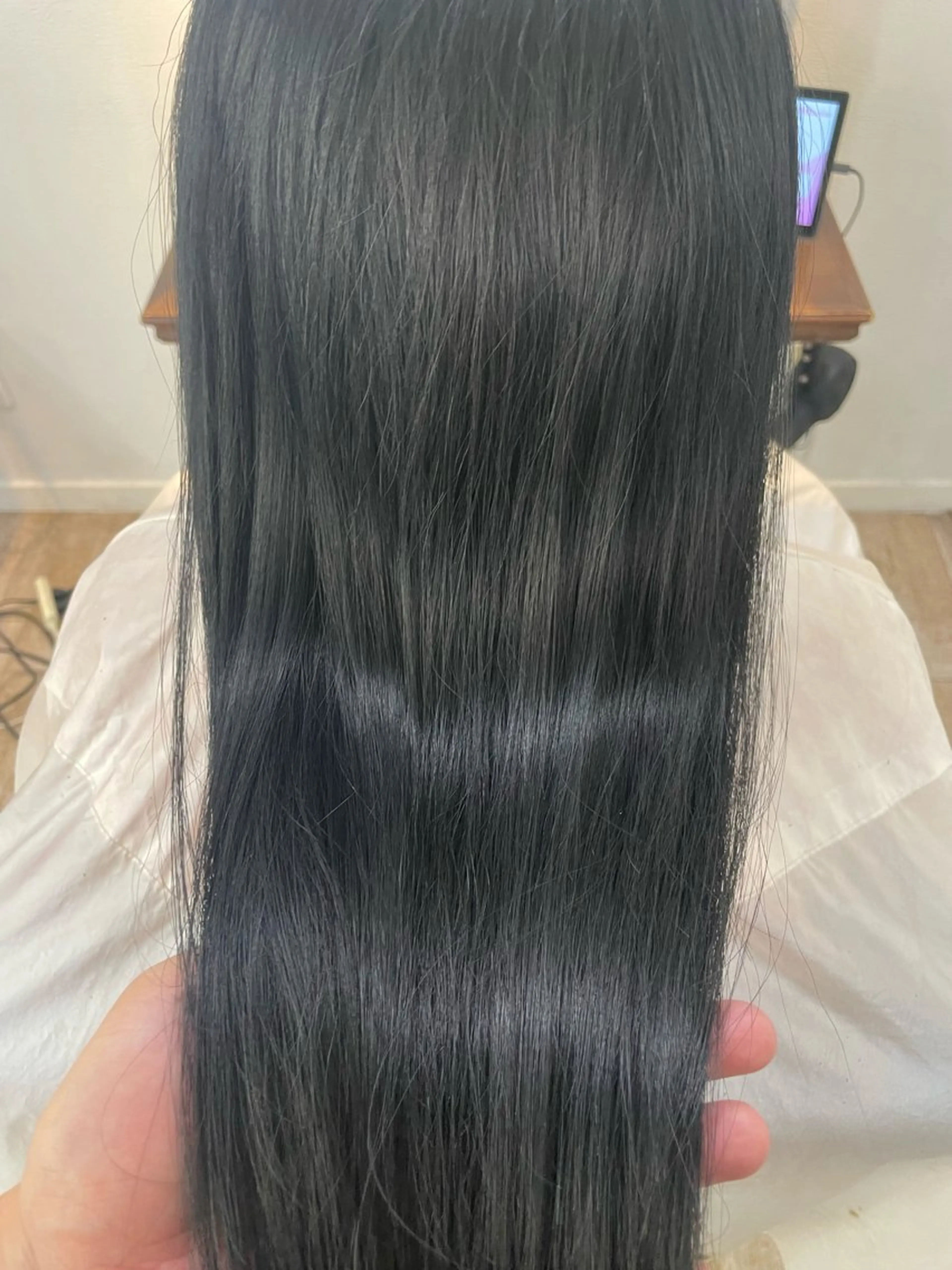 ロング ヘアカラー トリートメント レイヤーカット 中屋光貴のヘアスタイル