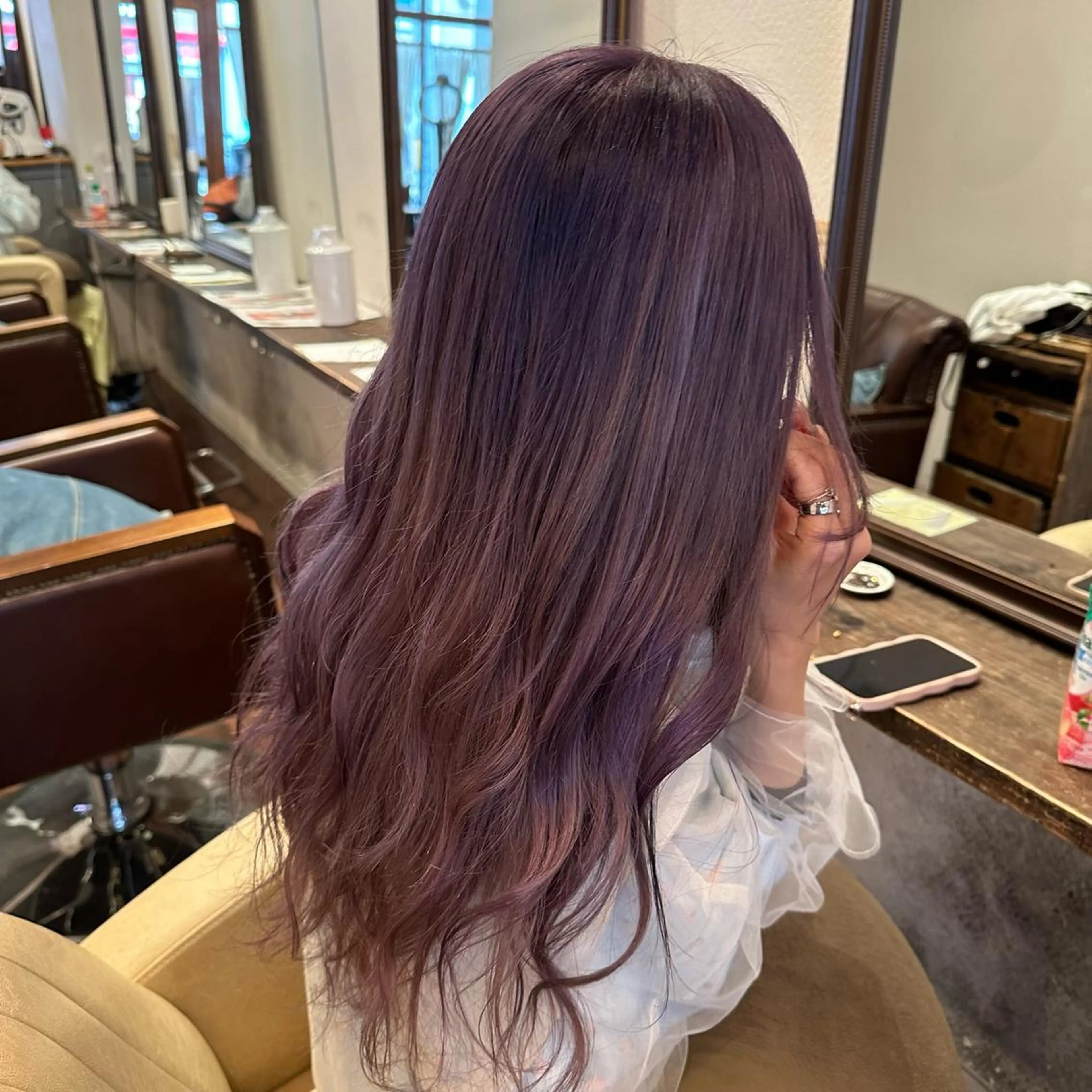ロング カラー ベージュカラー ブリーチ ラベンダーカラー ラベンダーベージュ ヘアカラー トリートメント Nao 【EIGHT札幌】のヘアスタイル