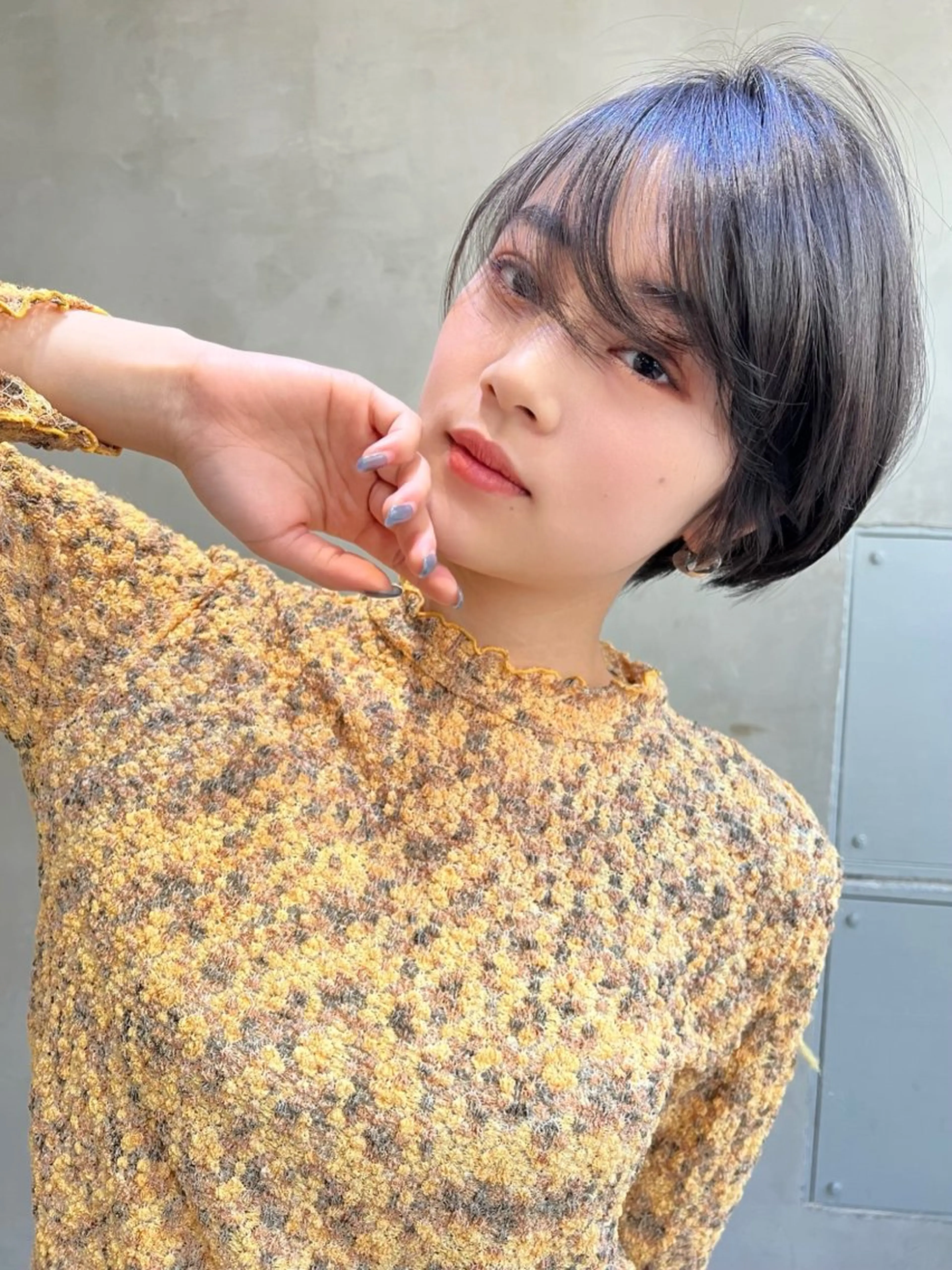 ショート カラー アッシュ 透明感カラー ショートヘア メンズ🙆 レディース美髪✨のヘアスタイル