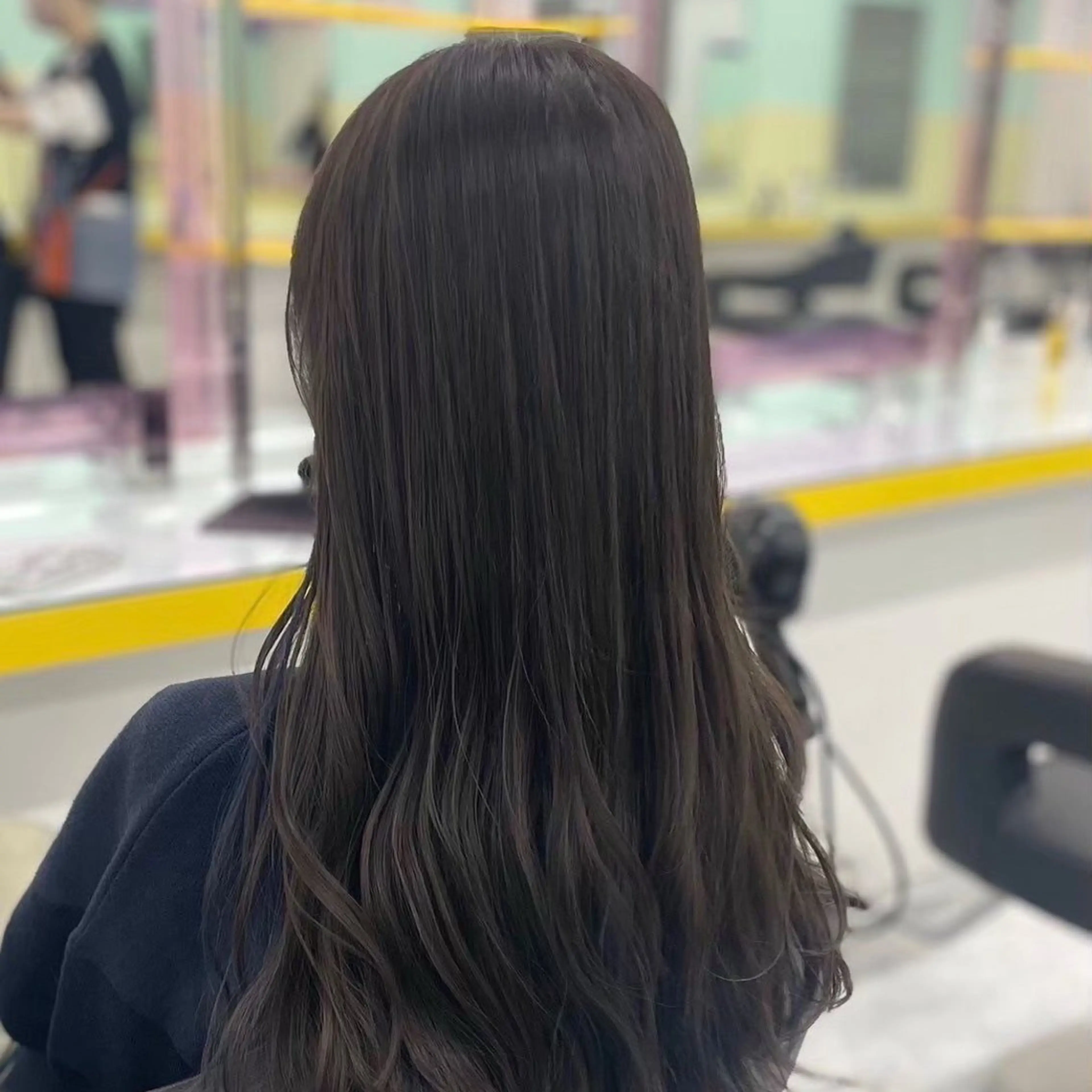 ロング カラー 赤みなし艶カラー🍈 ユウナ🍈🤍のヘアスタイル