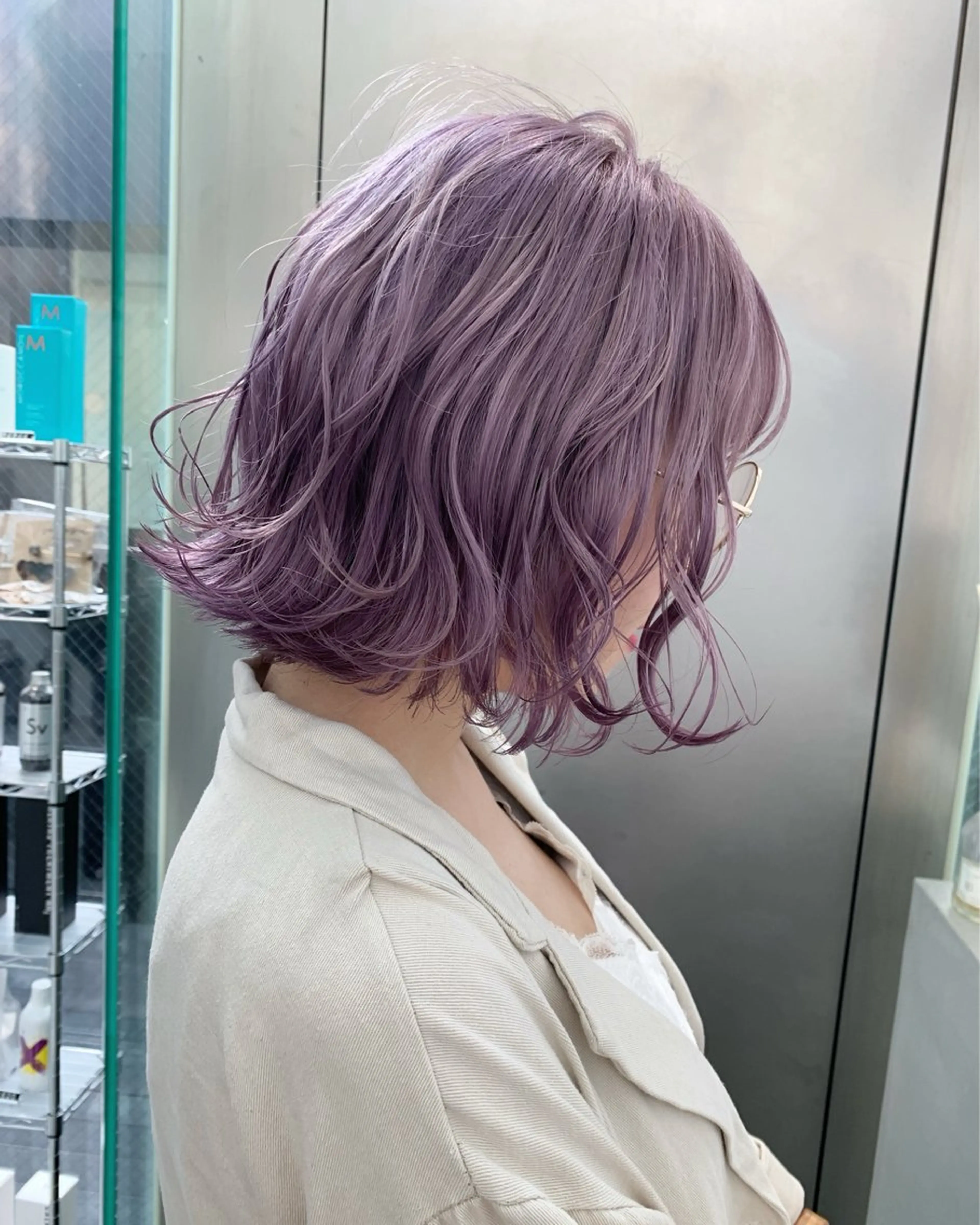 ショート カラー ブリーチ ラベンダーカラー ヘアカラー トリートメント CHERIEブリーチ ダブルカラー　天神のヘアスタイル