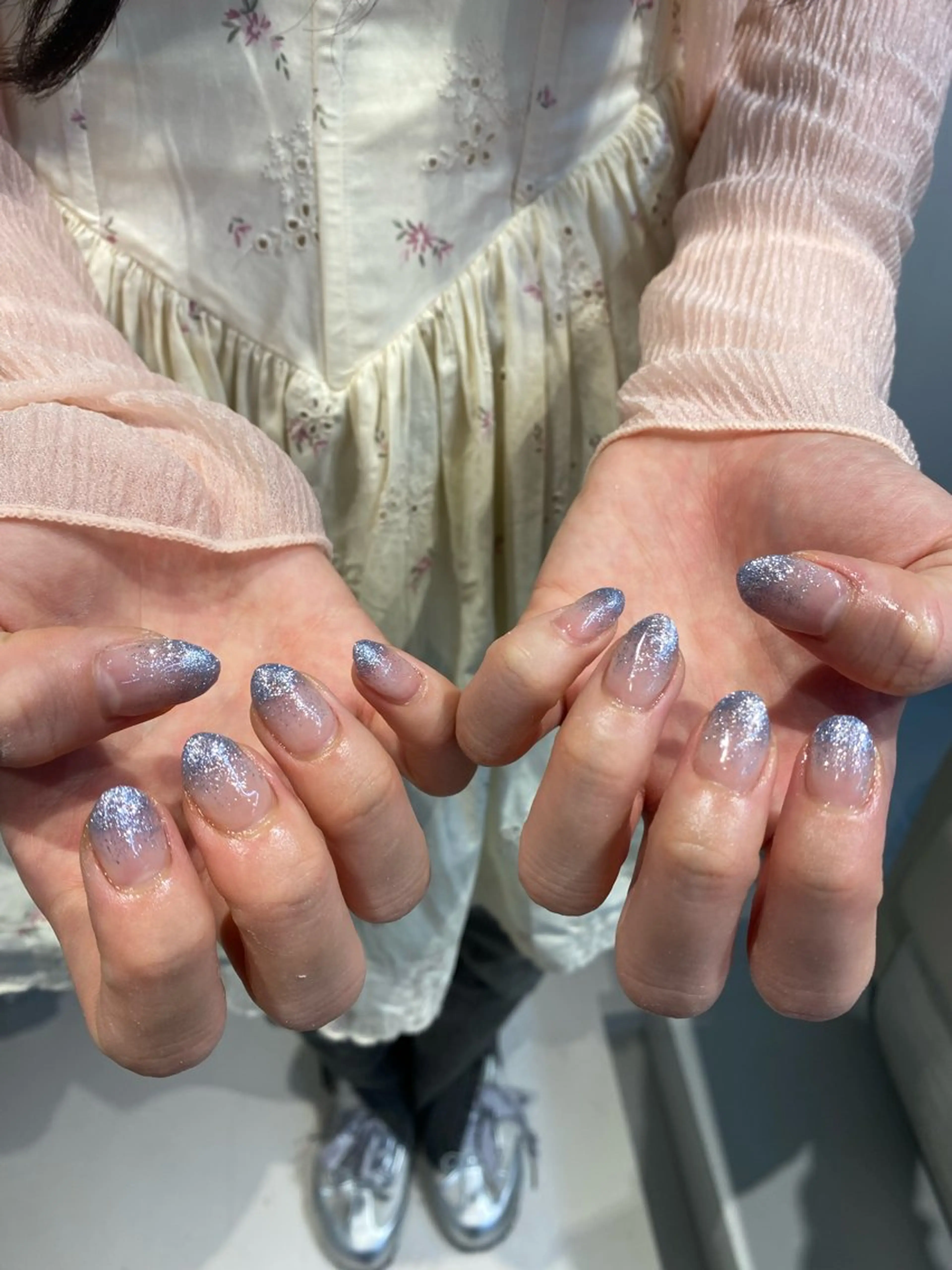 ネイル ブルー ラメ(グリッター) ラメグラデーション シルバー kaho nail8のネイルデザイン