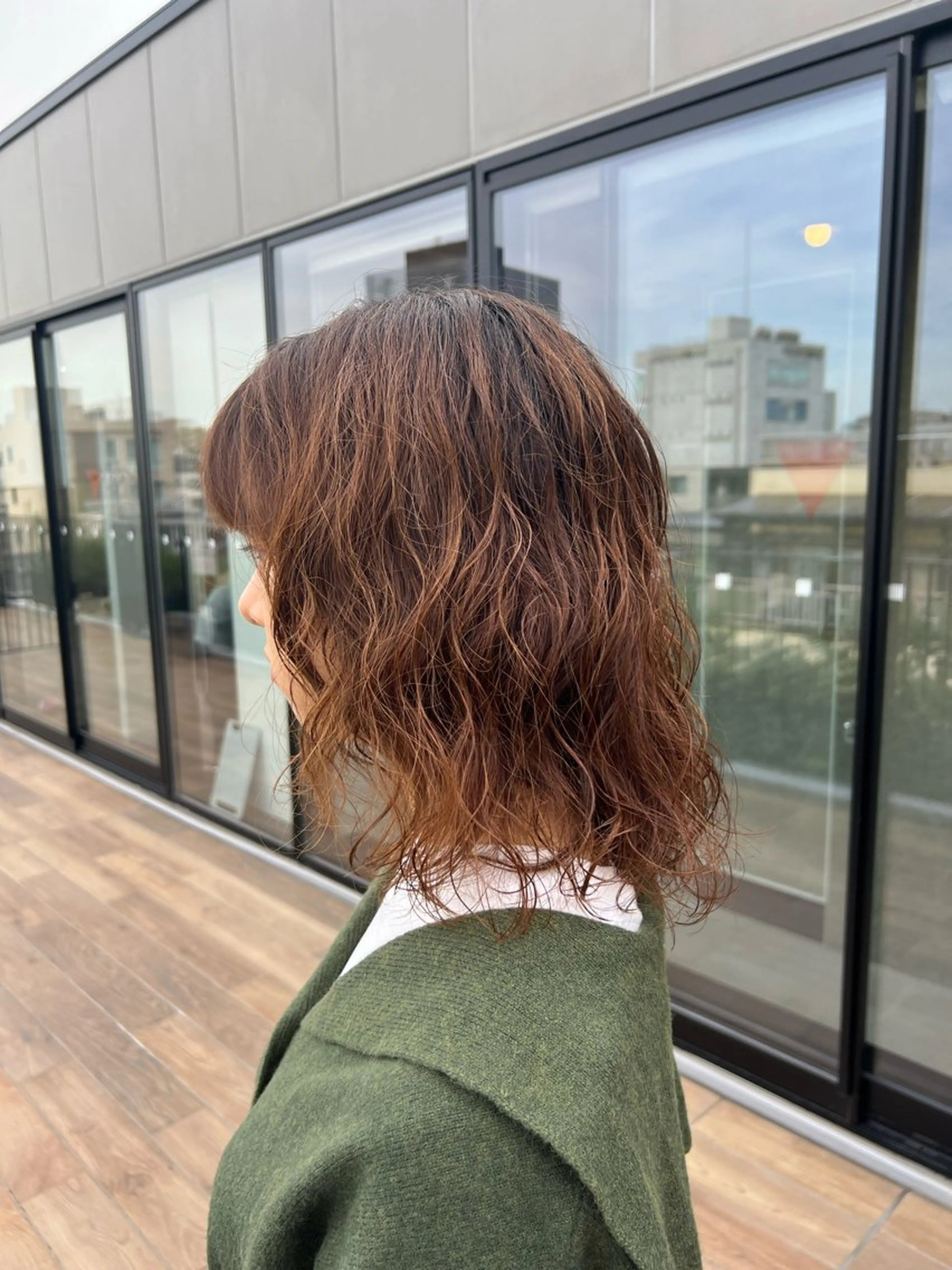 ミディアム パーマ ミディアムパーマ 🍇おぐら めぐみ🍇のヘアスタイル