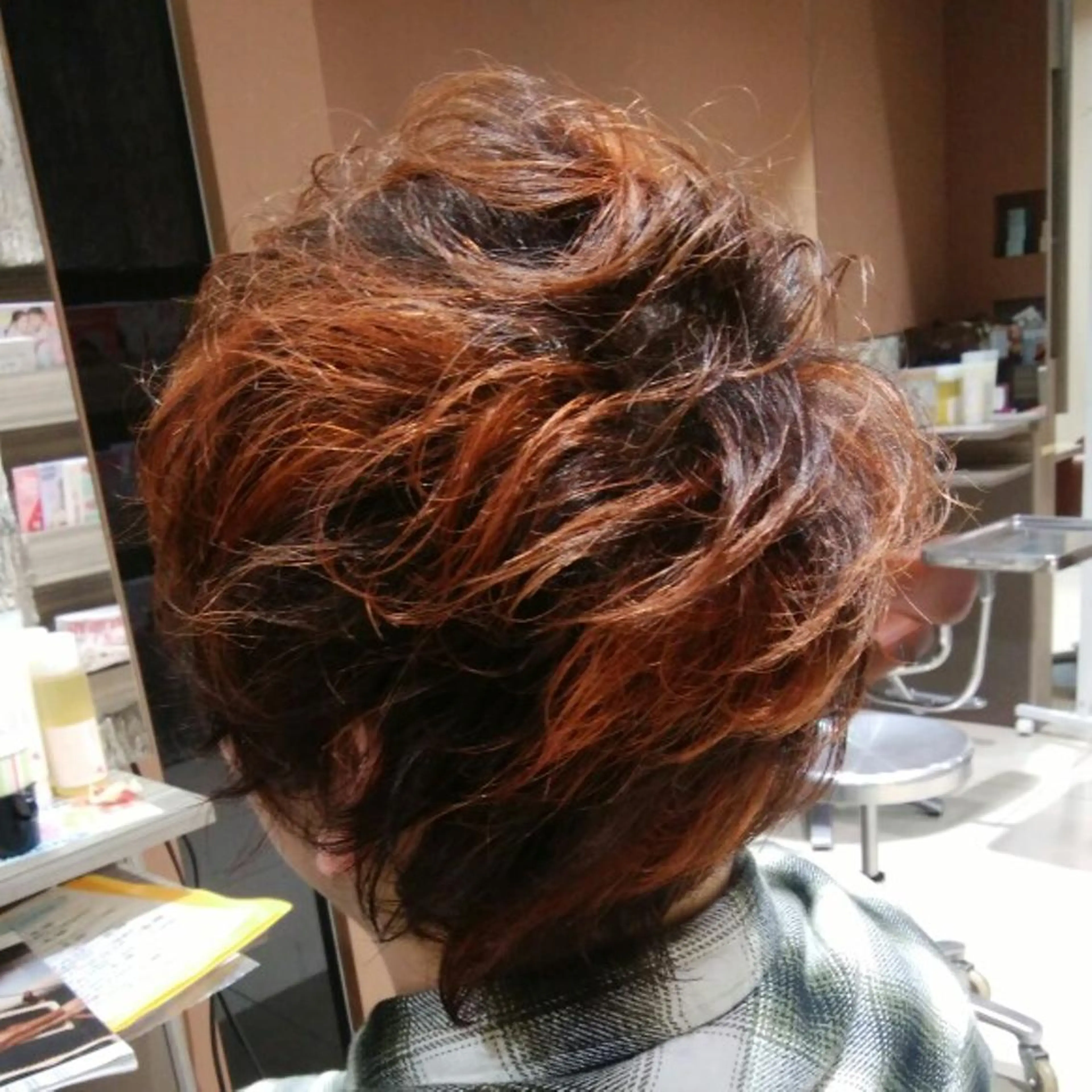 カラー 田辺 侑未のヘアスタイル