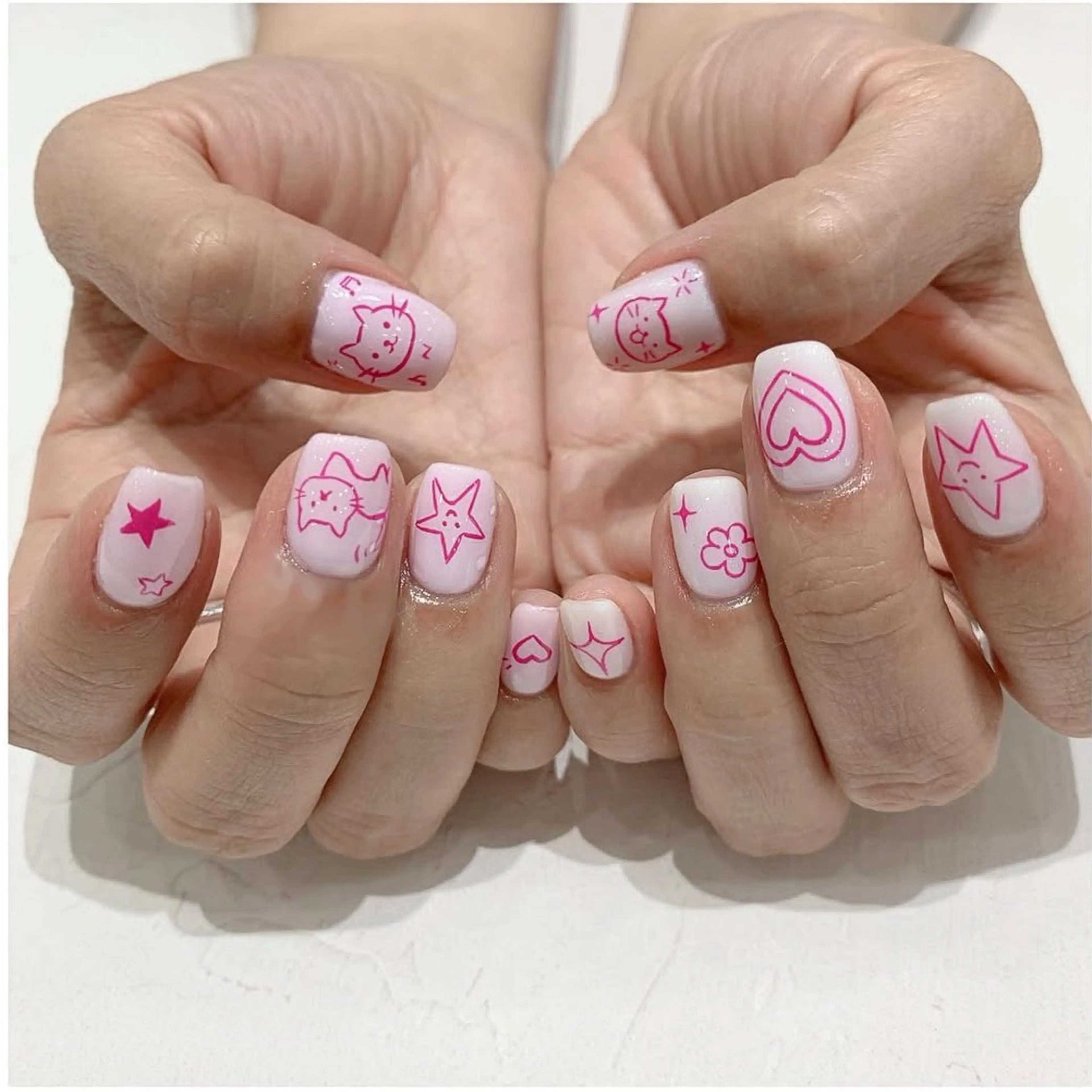 ネイル ハンドネイル CoCo NailsbyTのネイルデザイン