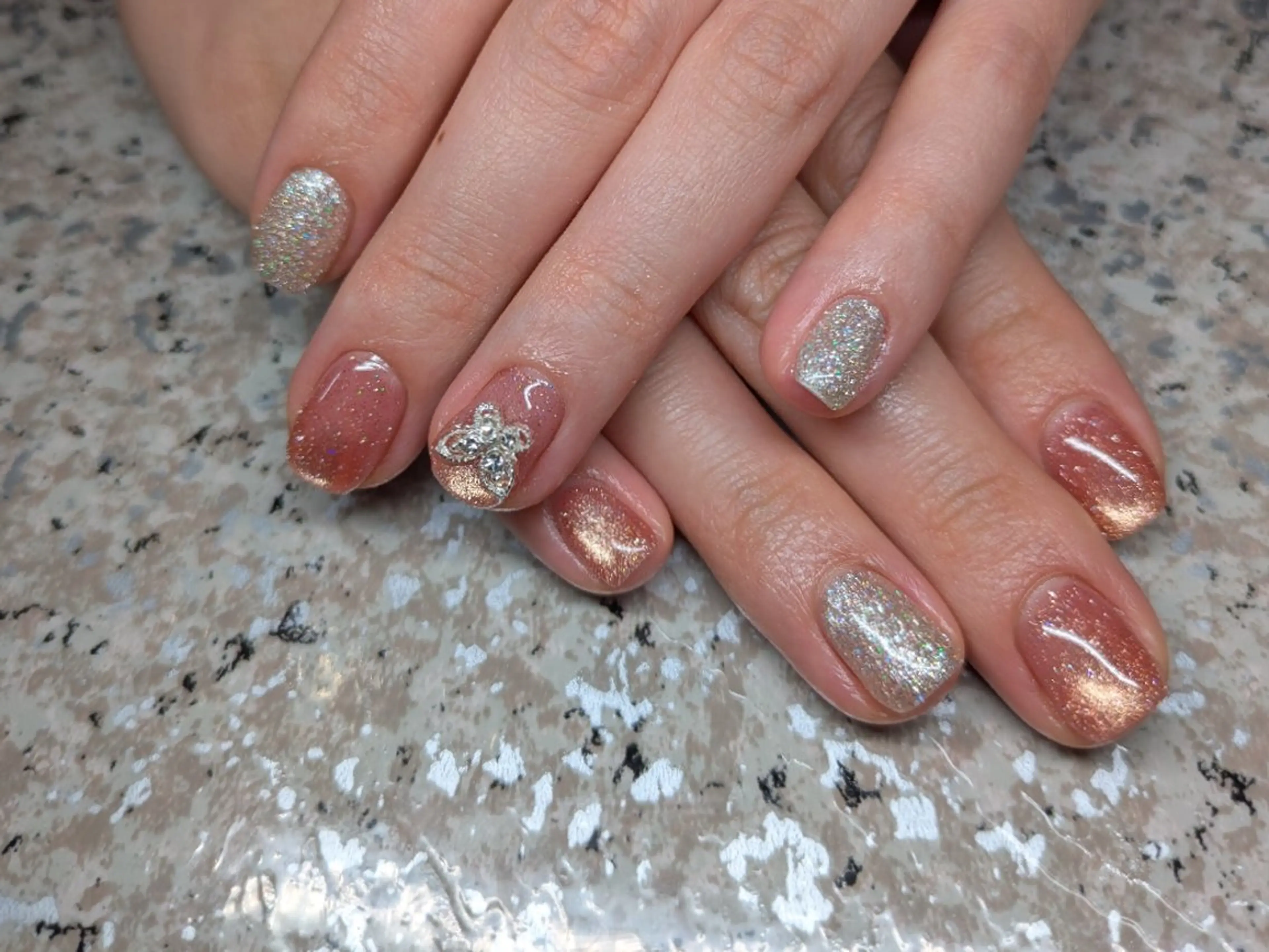 ネイル ハンドネイル スズキ マイコのネイルデザイン