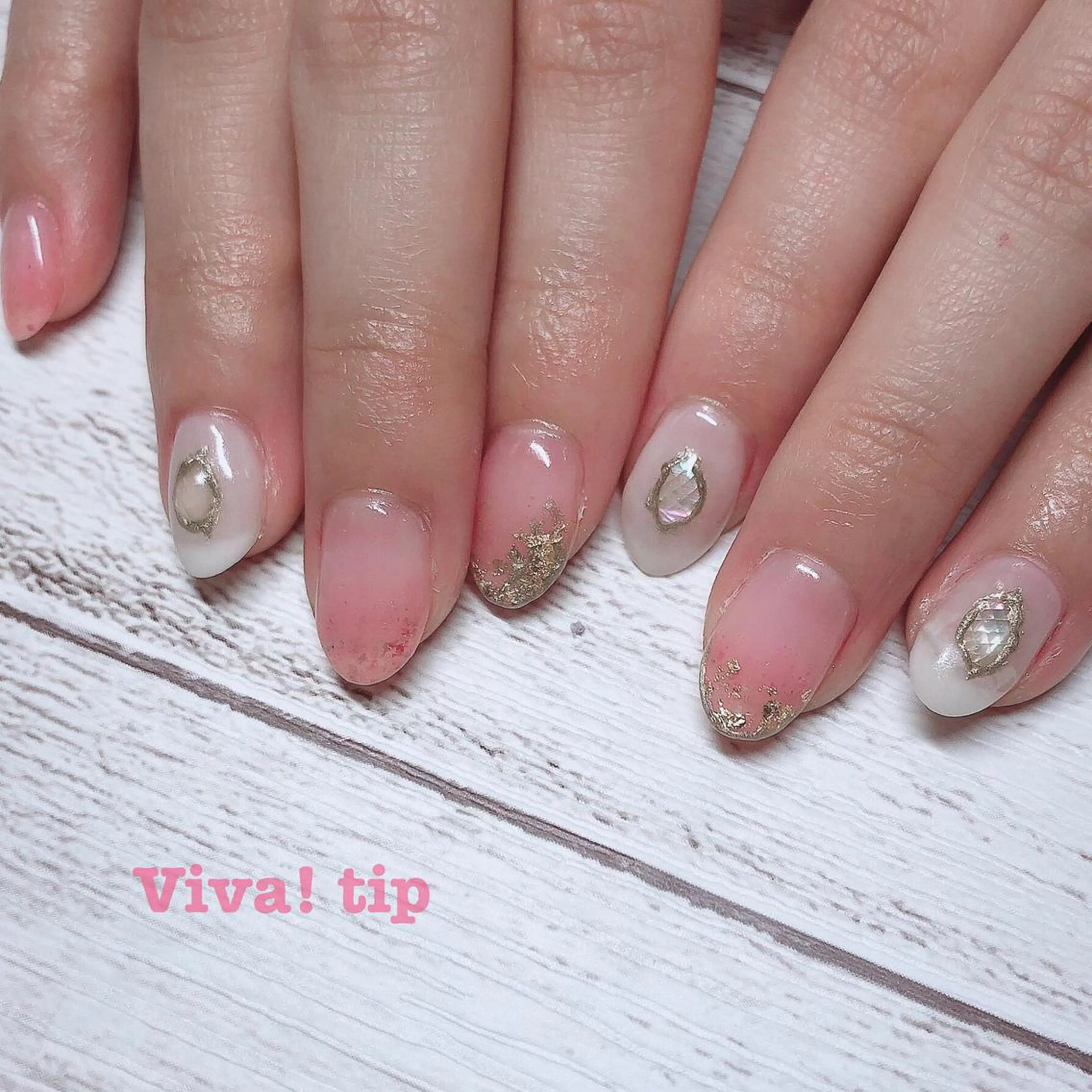 ネイル ハンドネイル Viva!tip所属・Viva!tip ビバティップネイルのネイルデザイン