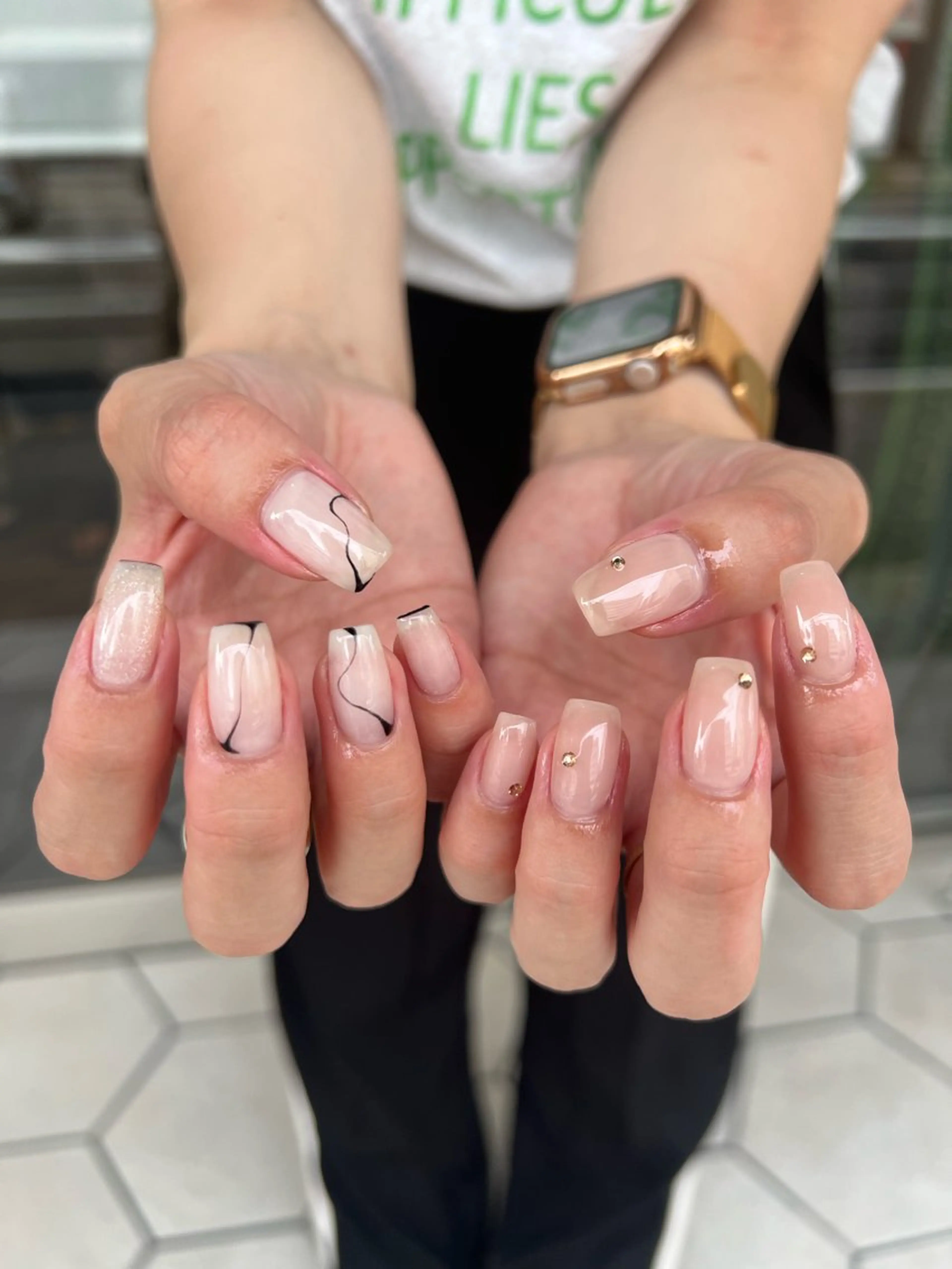 ネイル アートネイル Rommy Arisaのネイルデザイン