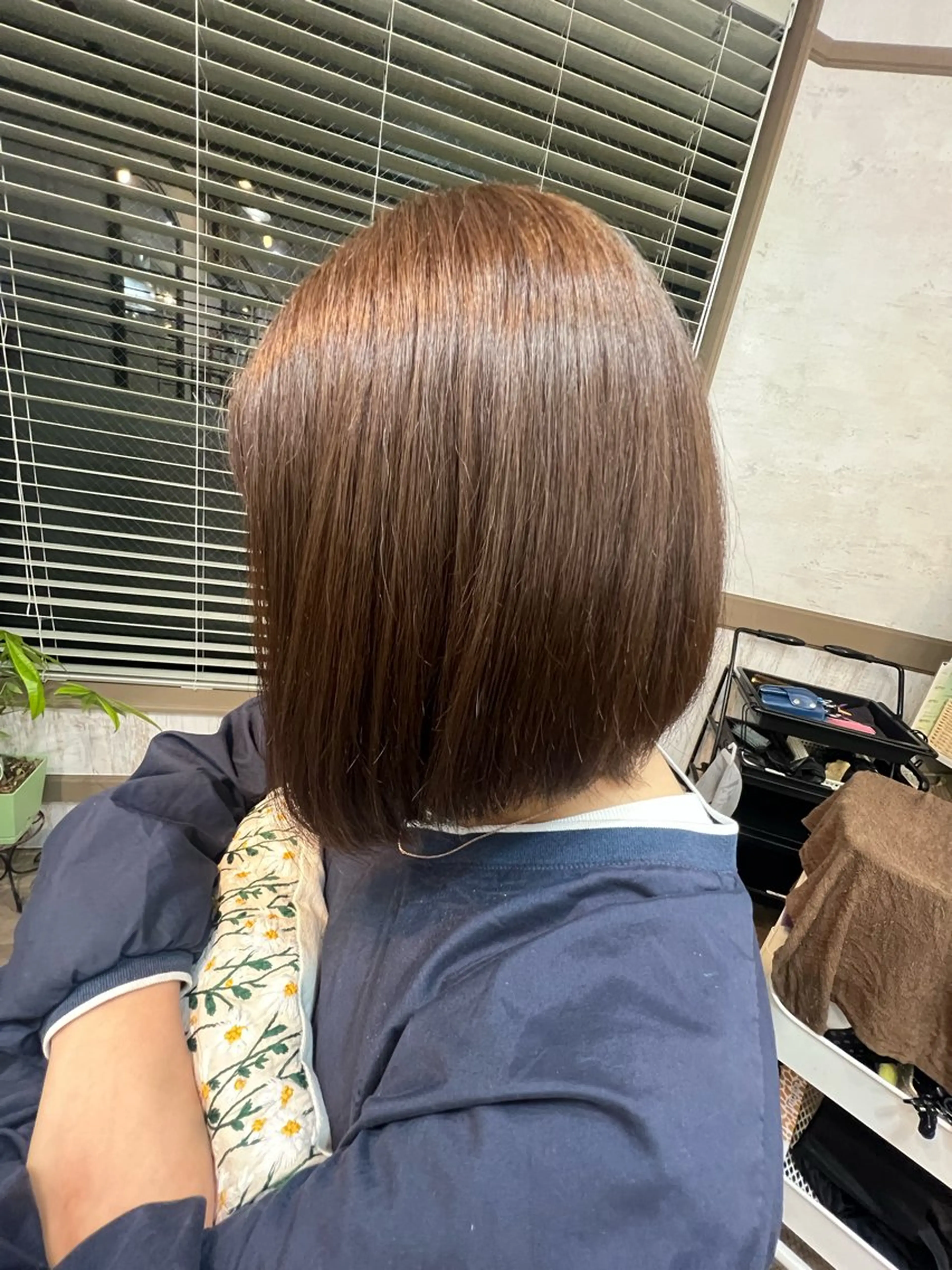 [女性のみ限定]カットのみ　3センチ以内の写真