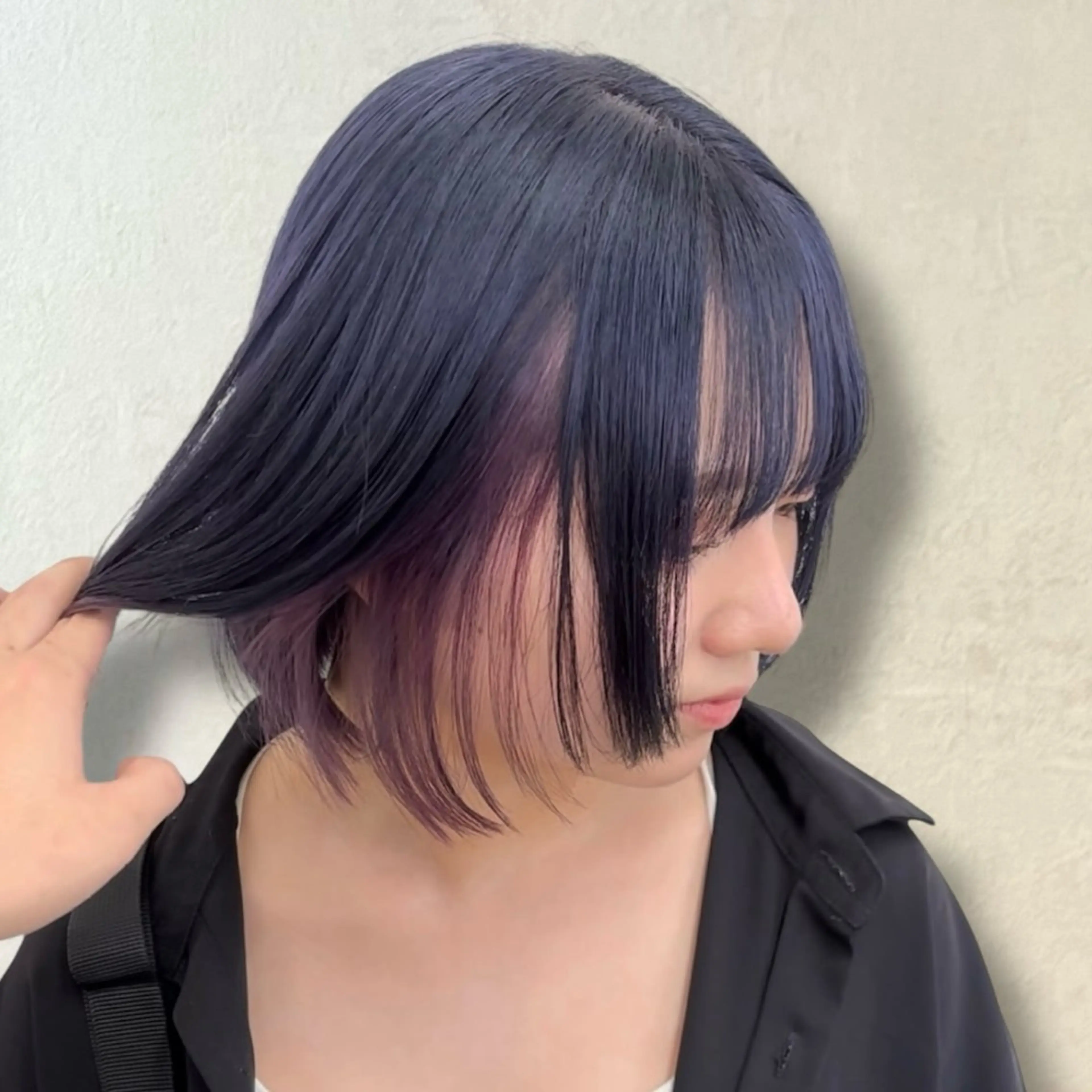 ミディアム カラー インナーカラー パープルカラー "滋賀ボブといえば" 吉村　友輝のヘアスタイル